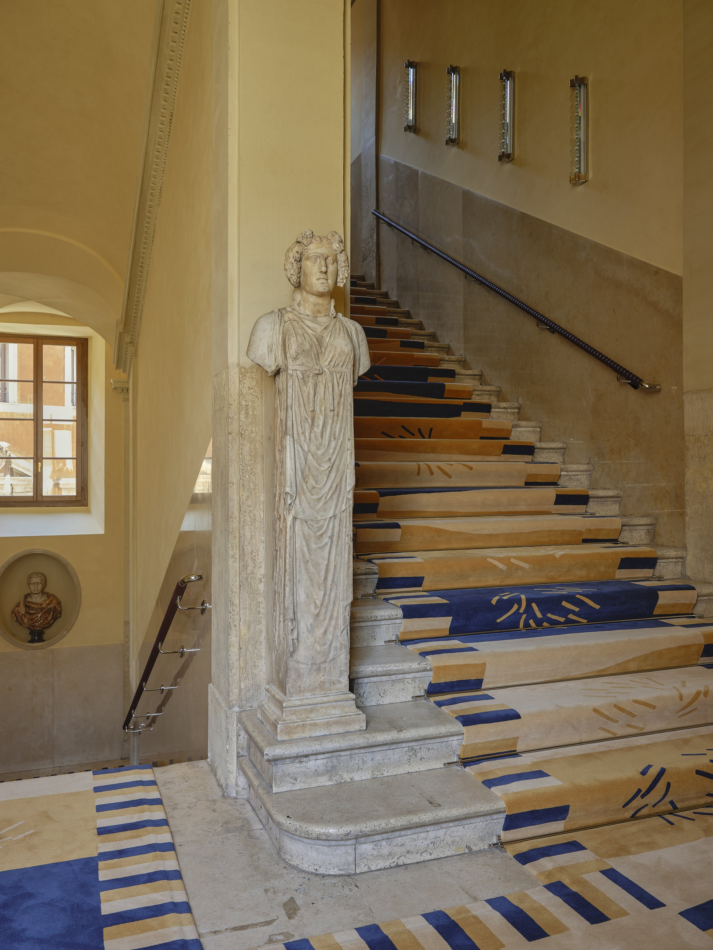 Staircase_2.jpg