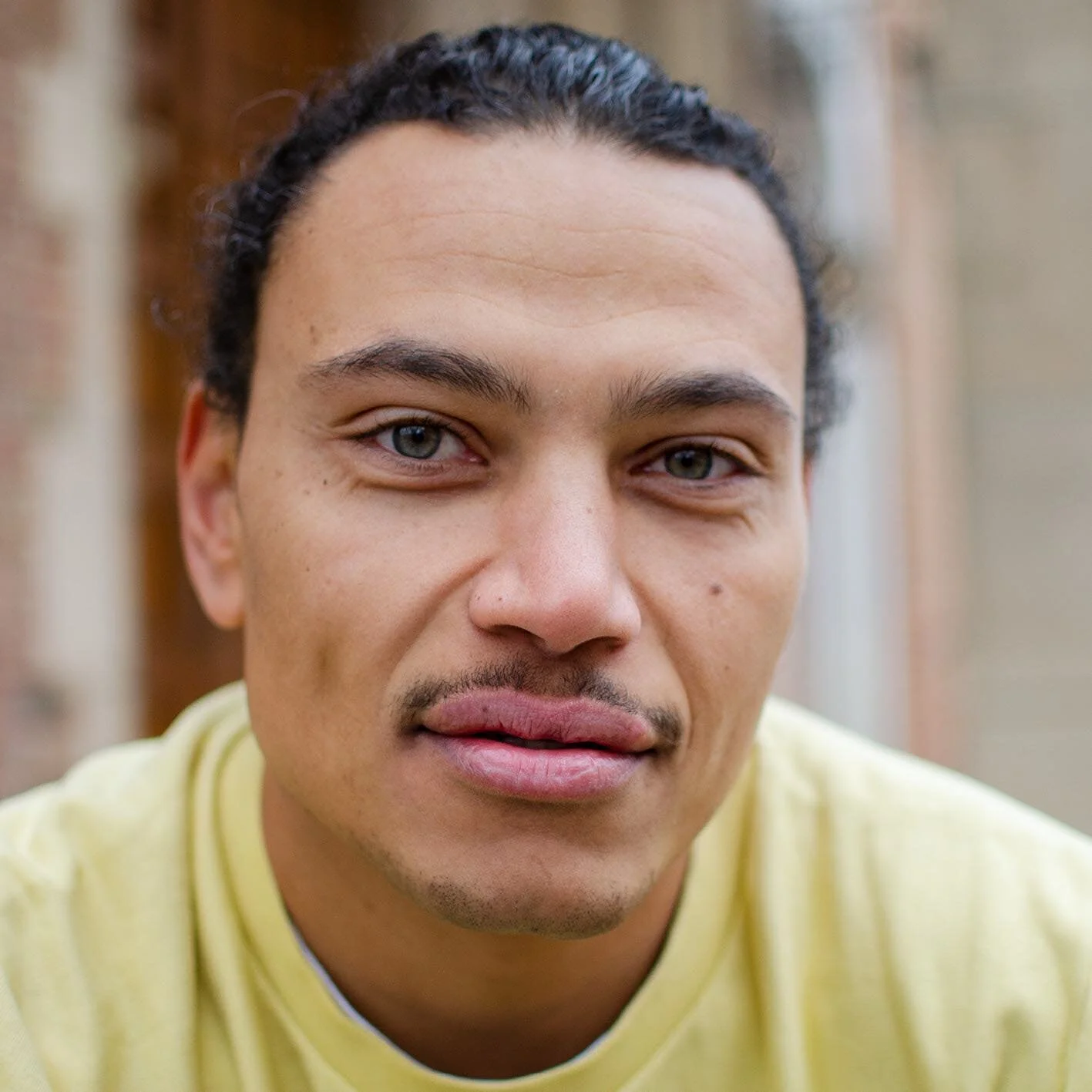 Timothy for #blvckisbeautiful 
Fotolocation: Bismarckplatz 

Alter: 36
Geboren in: Vaihingen an der Enz
Wurzeln in: Kenia 🇰🇪 
Sprachen: Deutsch, Englisch, Schw&auml;bisch
Dein safe space in deiner Stadt: Meinen eigenen 4 W&auml;nde