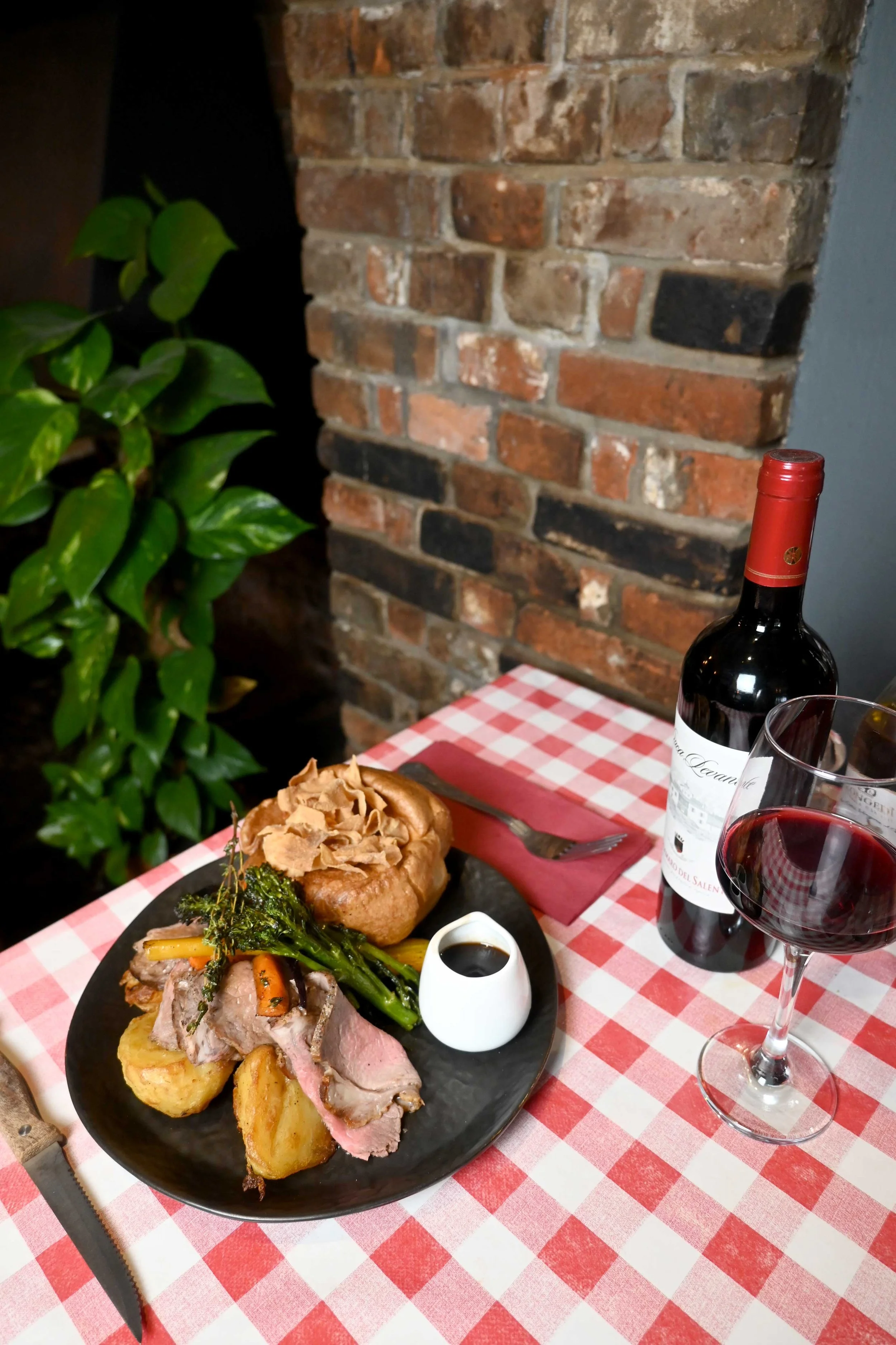 Luigi's Al Fresco Roast Dinner and Roast Lunch. Served on Sundays at The Griffin in Danbury, Essex.