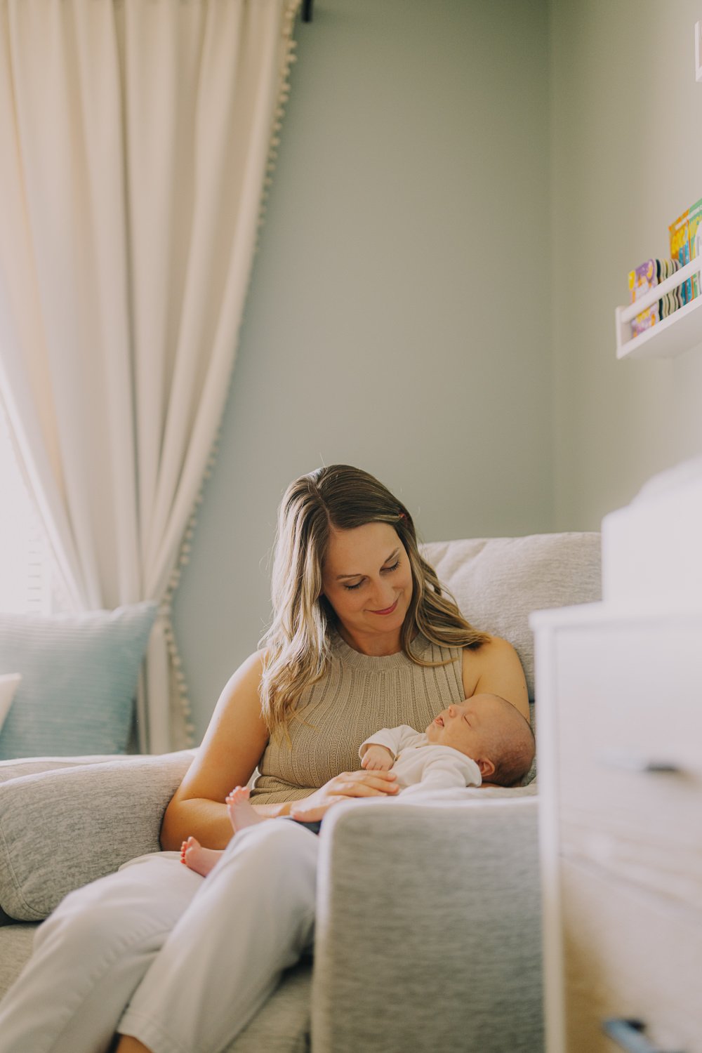 2. Cozy lifestyle family photography indoors