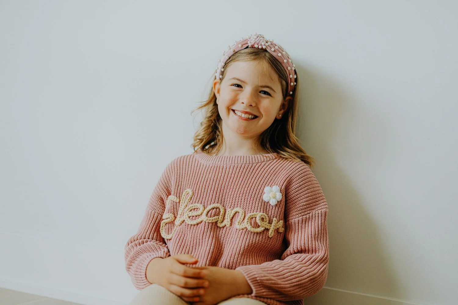 Lincoln family photography of a young girl in her home