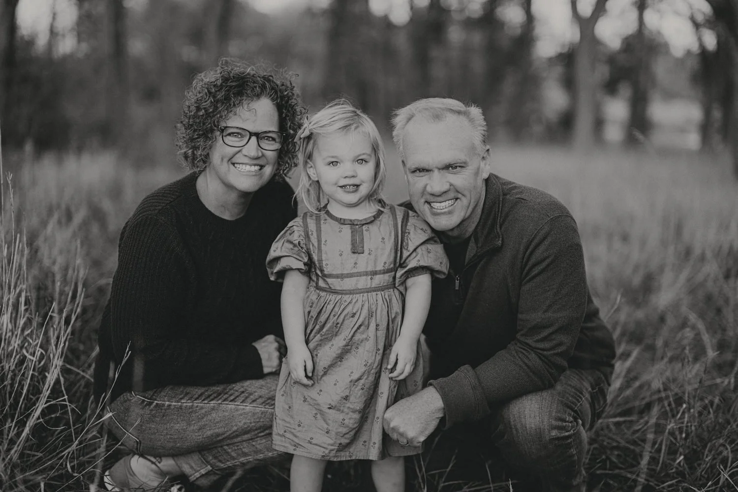 Lee family connection during fall photos at Pioneers Park