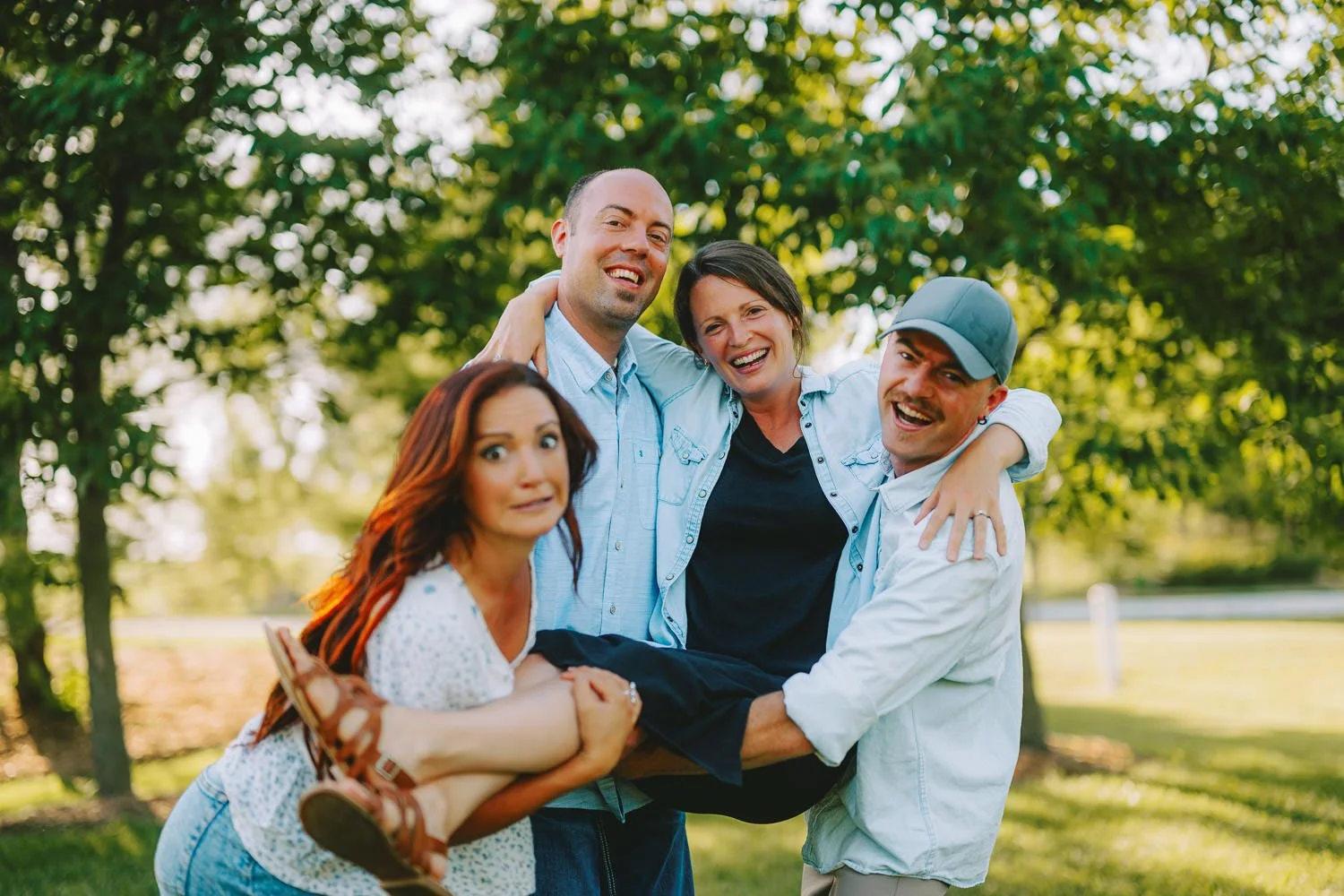 extended family photo session in Wahoo Nebraska with the Bradley Family