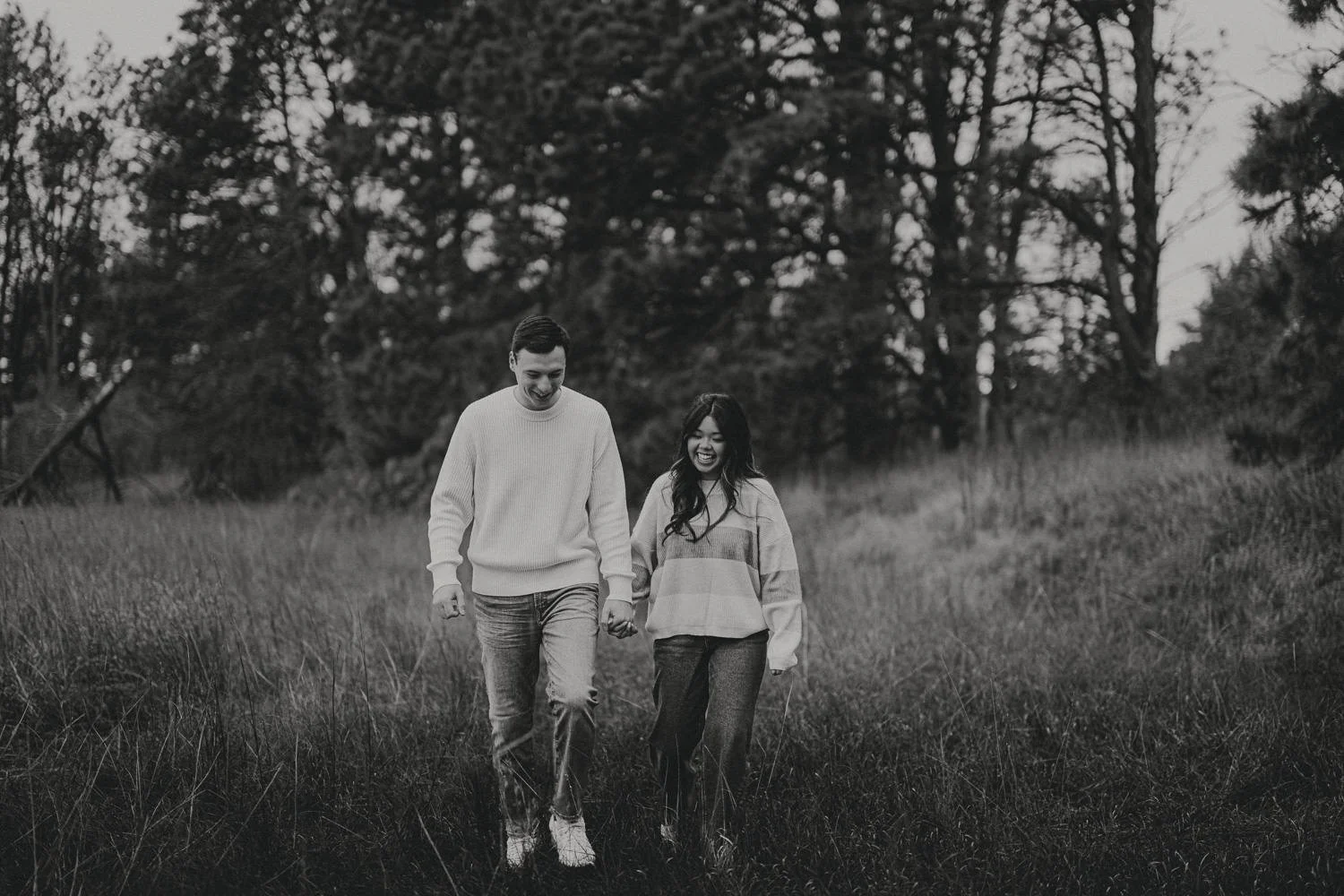 2. Couple walking together at Pioneers Park engagement session