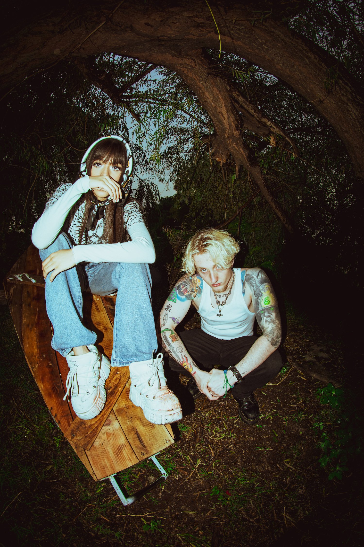 Rock/Review Love Ghost x FLVCKKA - Haunted House