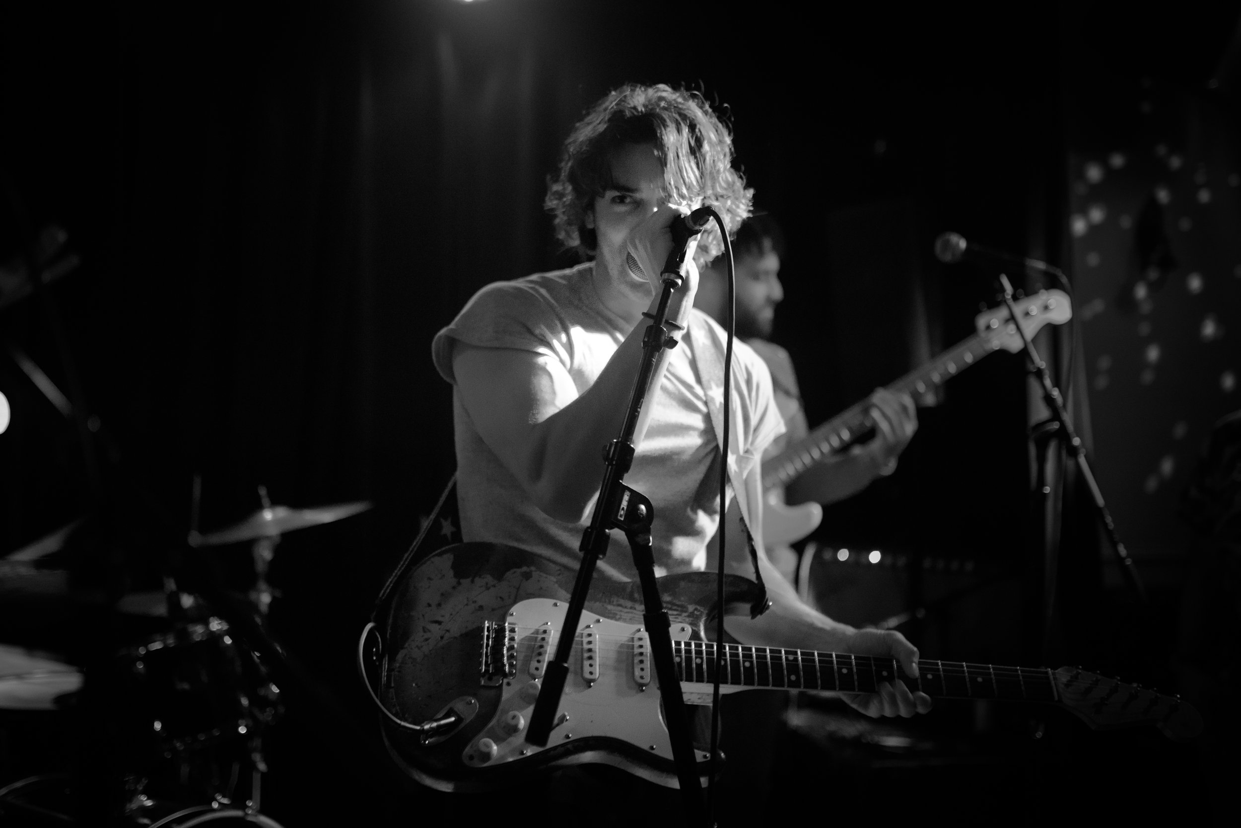 Rock/Review Couvo - Why Do You Want