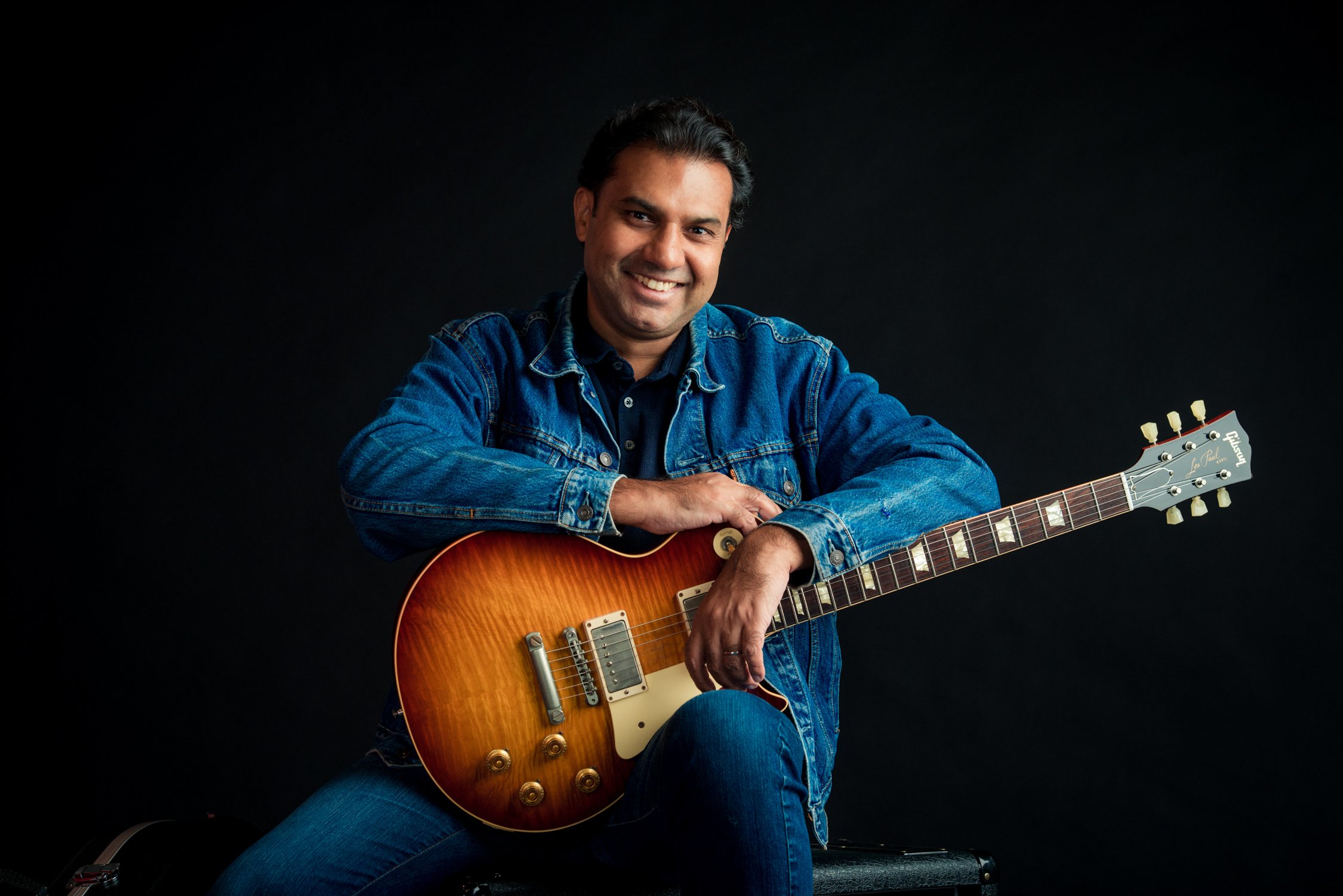 Rock/Review Sanjay Michael - Rocking Into Midnight