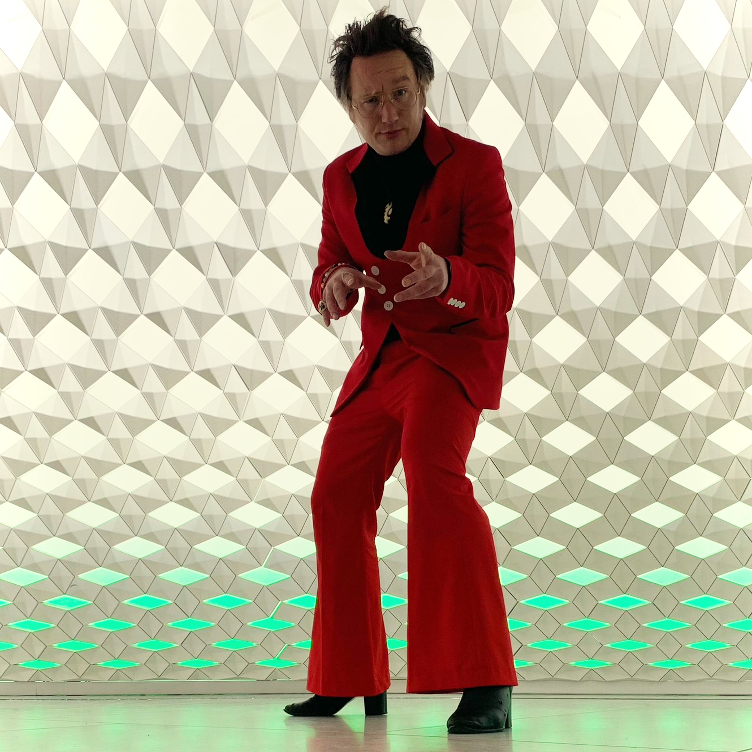 Pop/Review Robert Vendetta - Here And Now