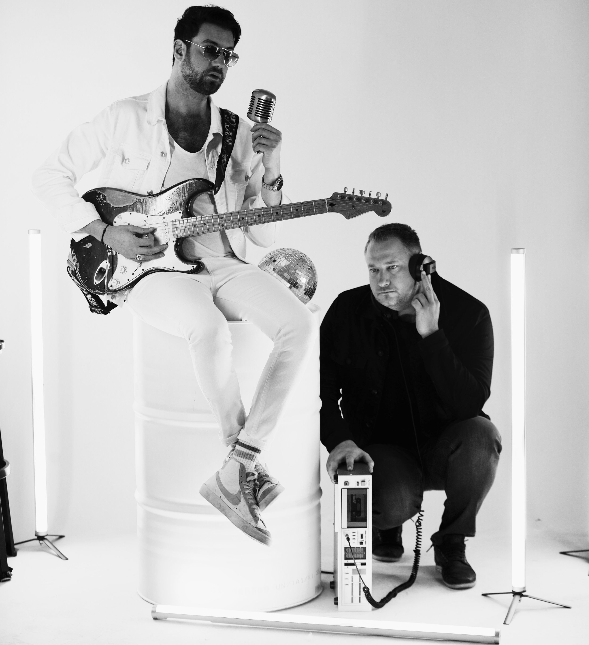 EDM/Review French Caviar - Canto Del Pilon