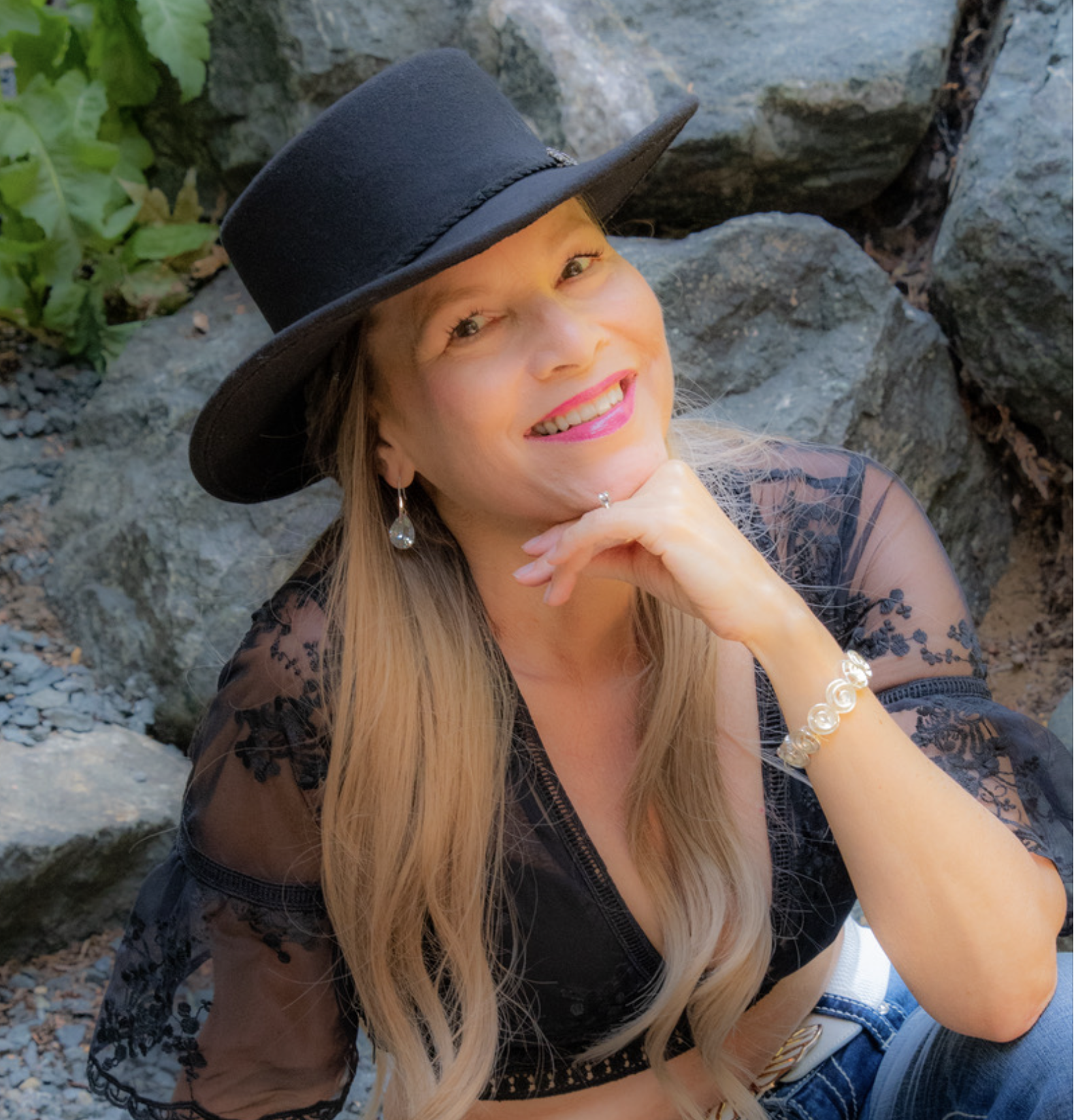 Country/Review Lorraine Baron - I Don't Think About You Anymore