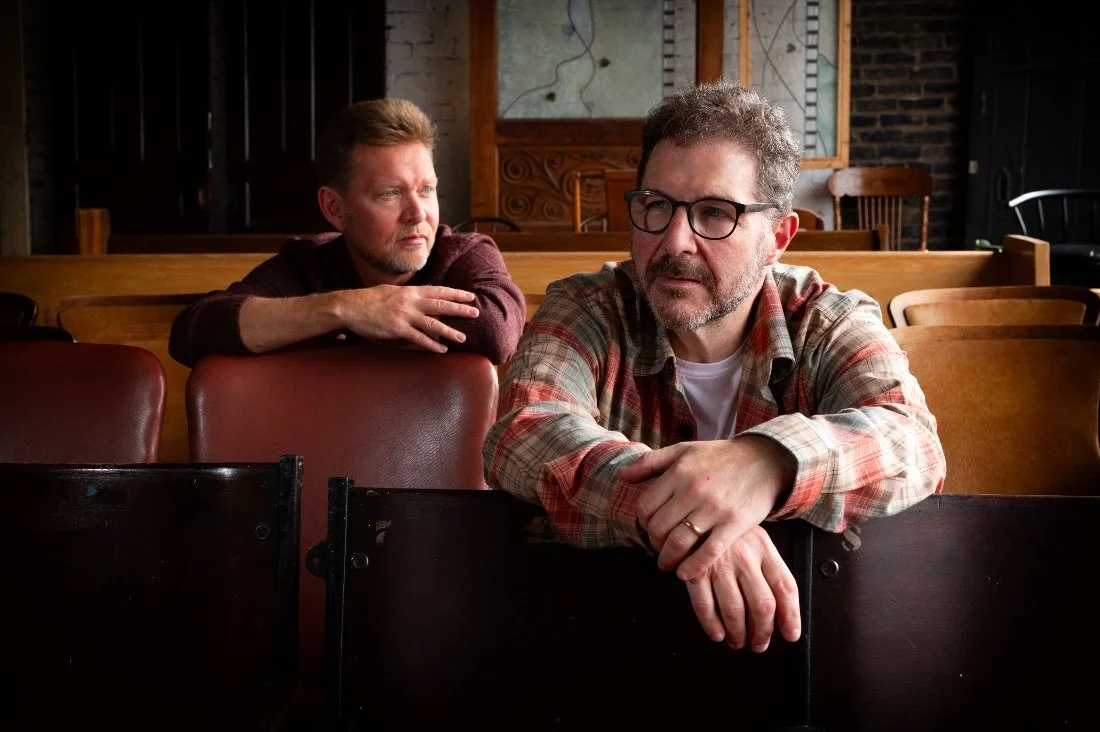 Jazz/Review Meegan &amp; Tobin - The Season's Back Again