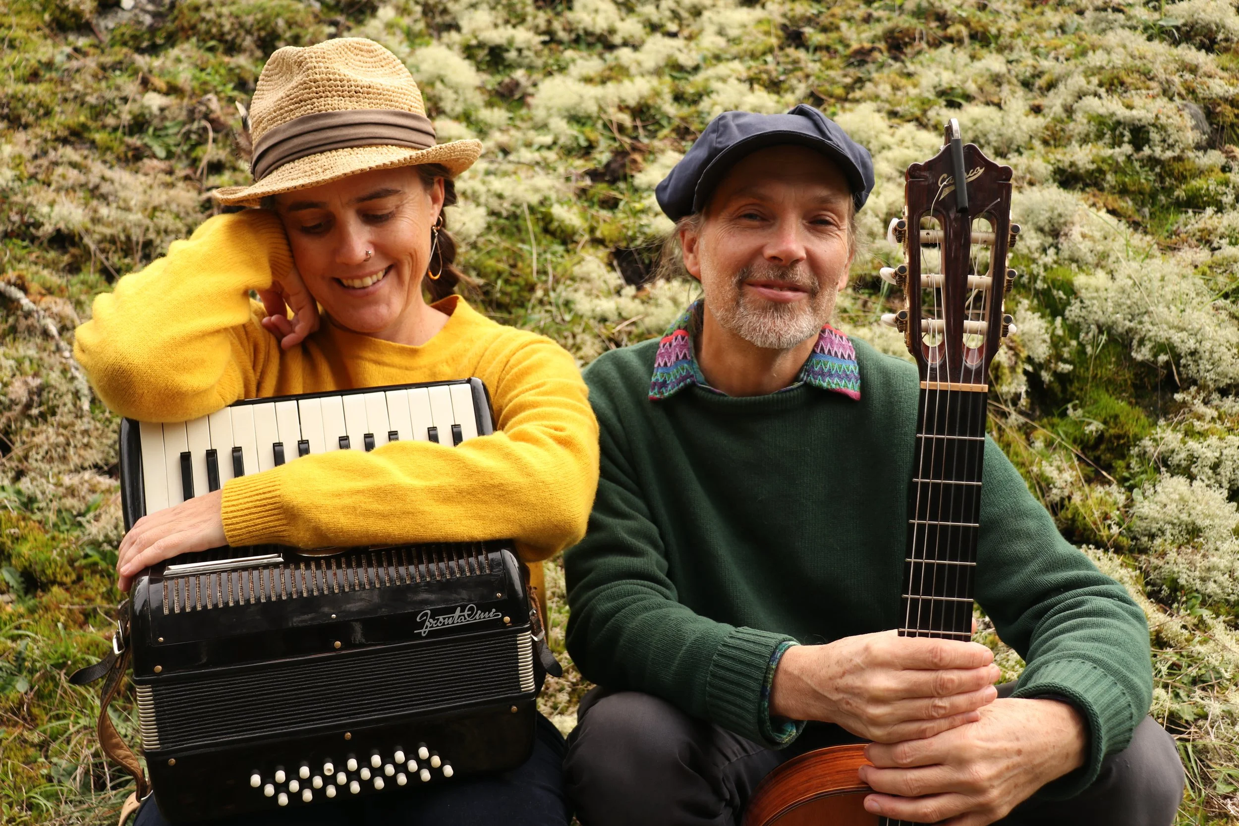 Folk/Review Nice Verdes - Magic in Minutiae