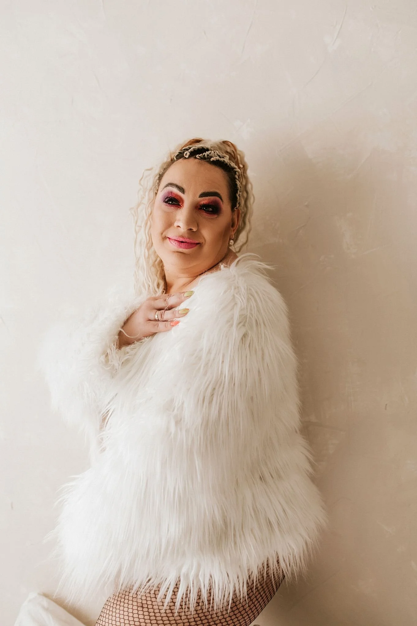 EDM/Review Neodym - To the Ones