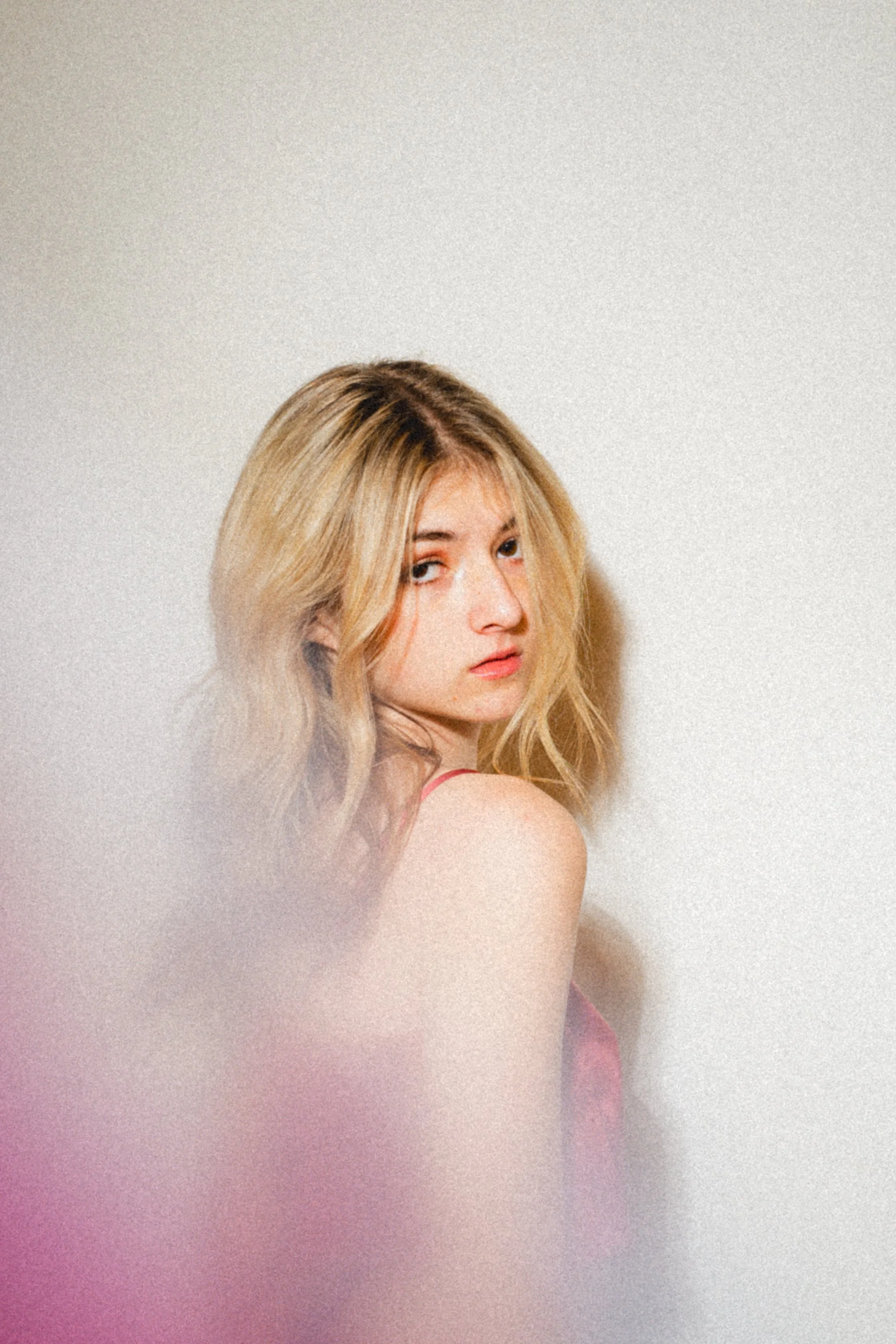 Pop/Review Ava Valianti - Deep Fuchsia