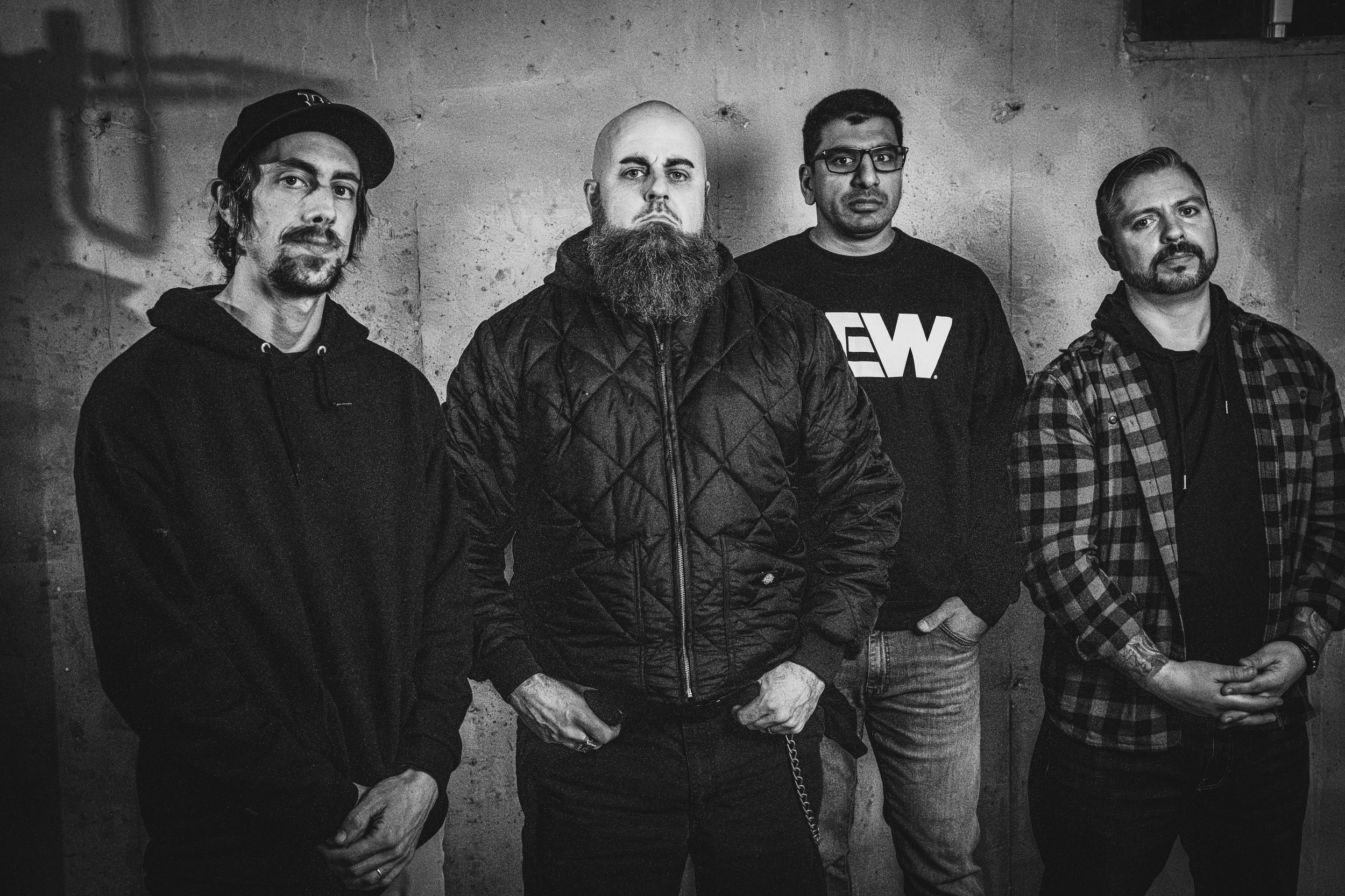 Rock/Review Sonya Rising - Drown In Ashes