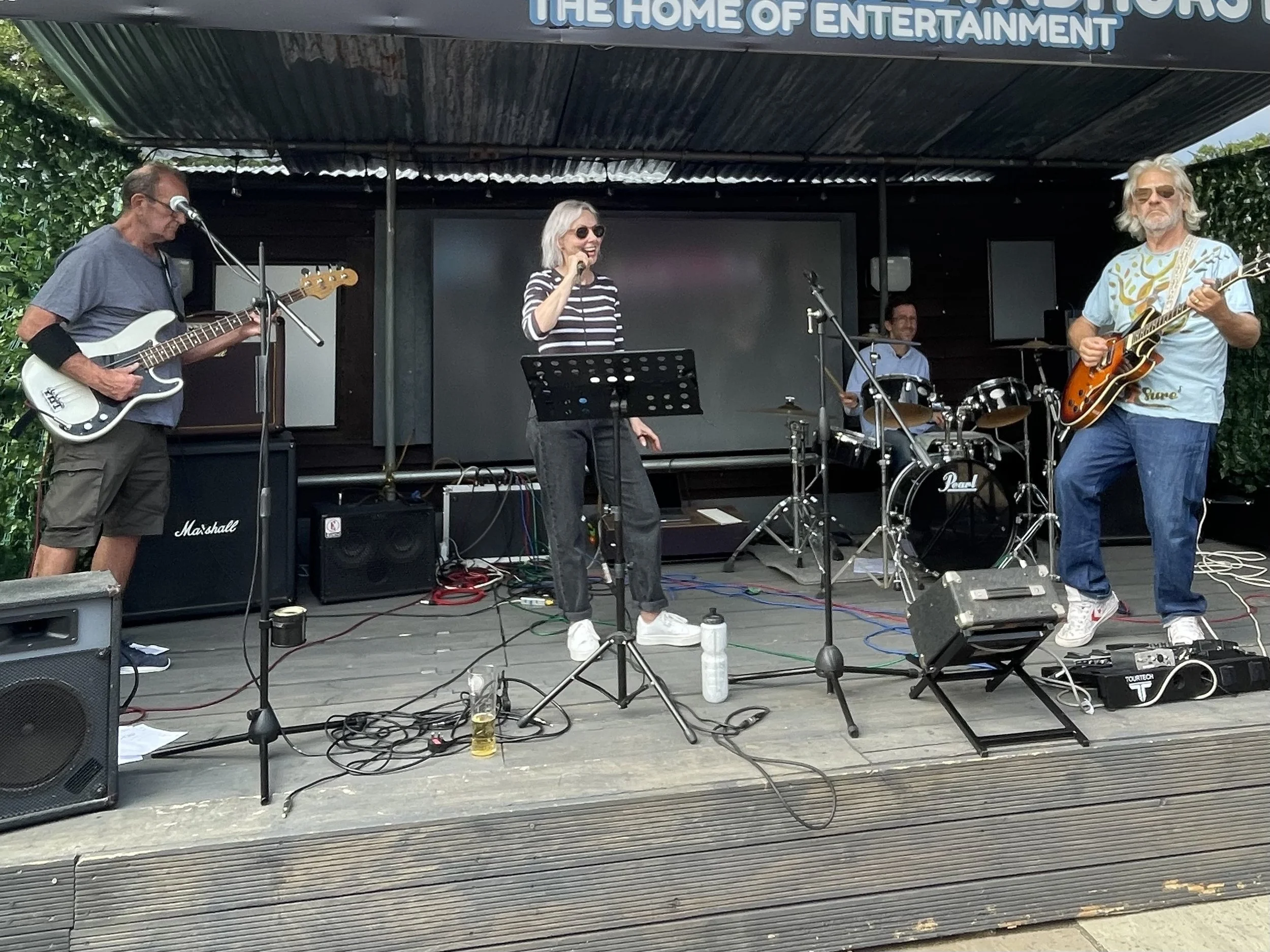 Rock/Review ALLEY the band - Telling Stories