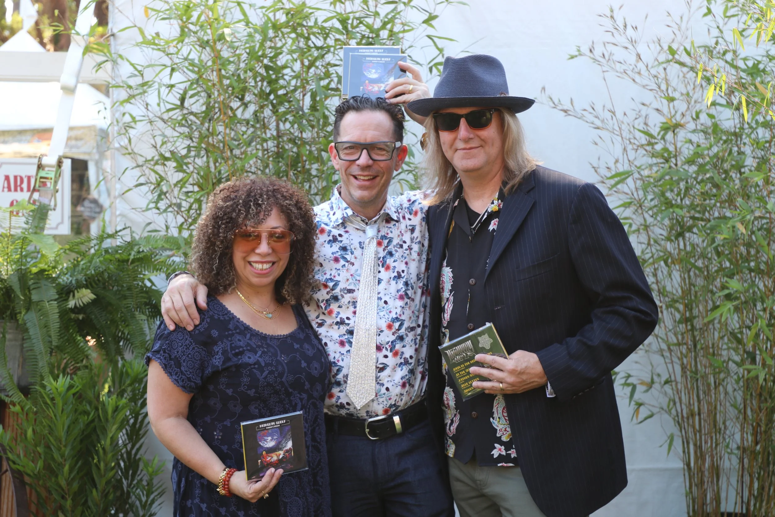 Folk/Review Highway Wolf - No Time For Time