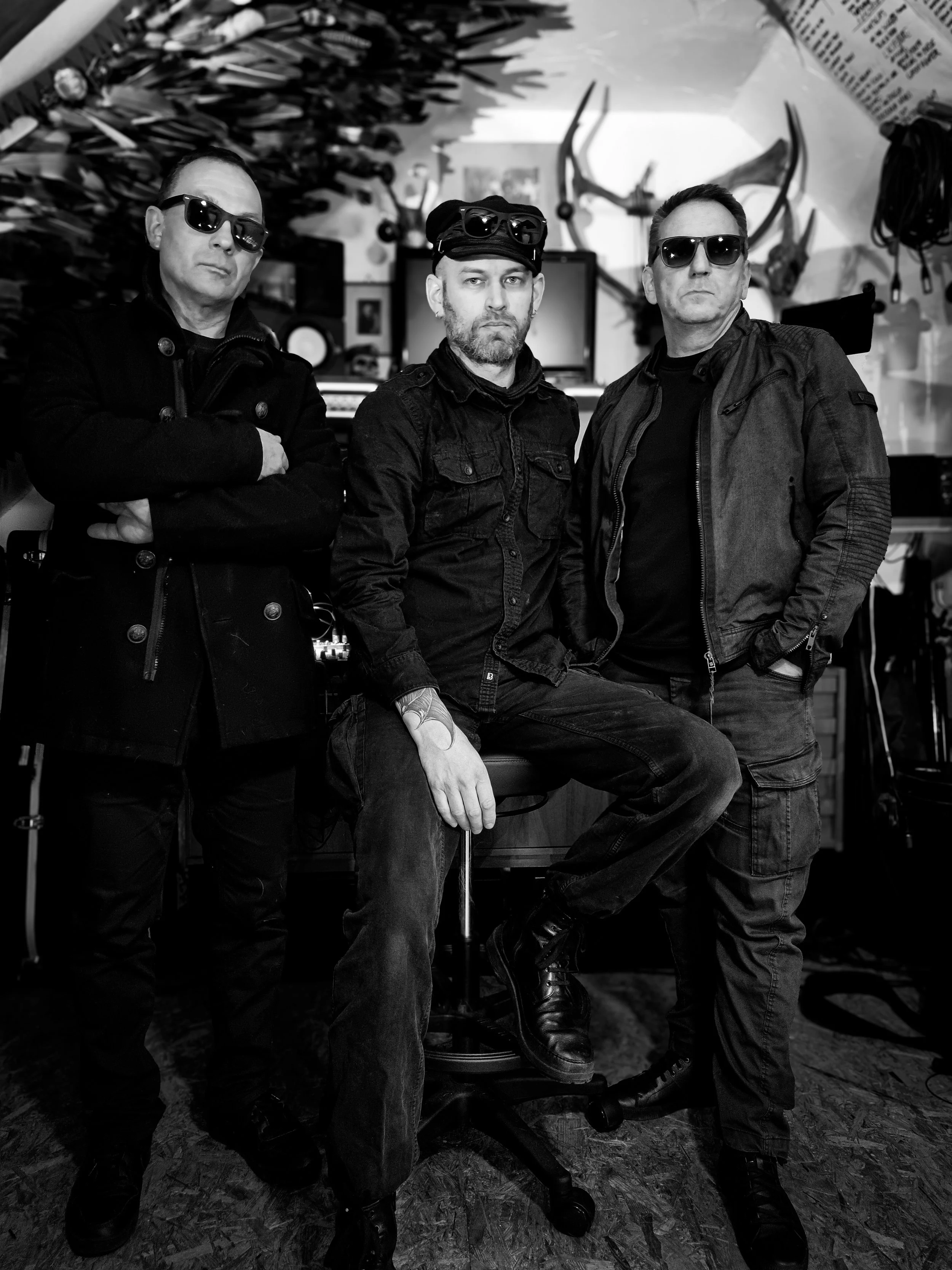 Rock/Review Ian Leding - WAKE UP!