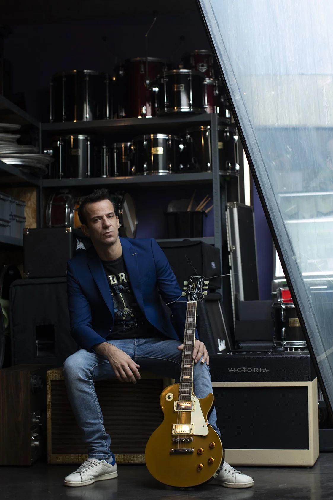 Rock/Review Richard Green - Holey Shoes