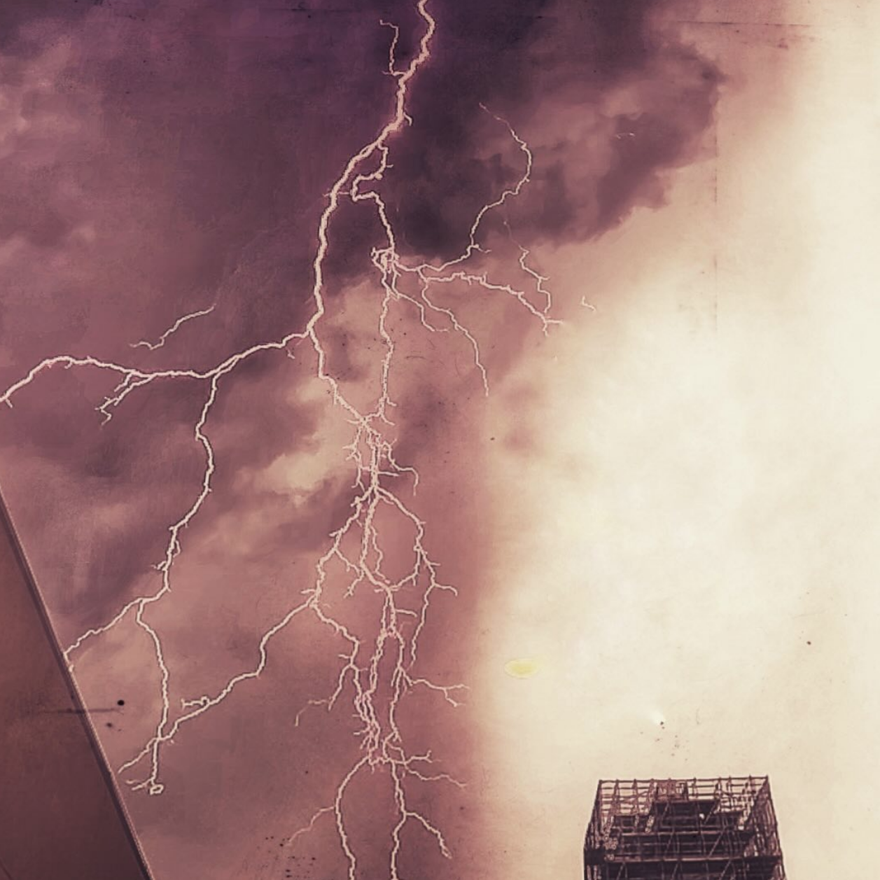 Rock/Review Savannah Lightning - Fadin Spark