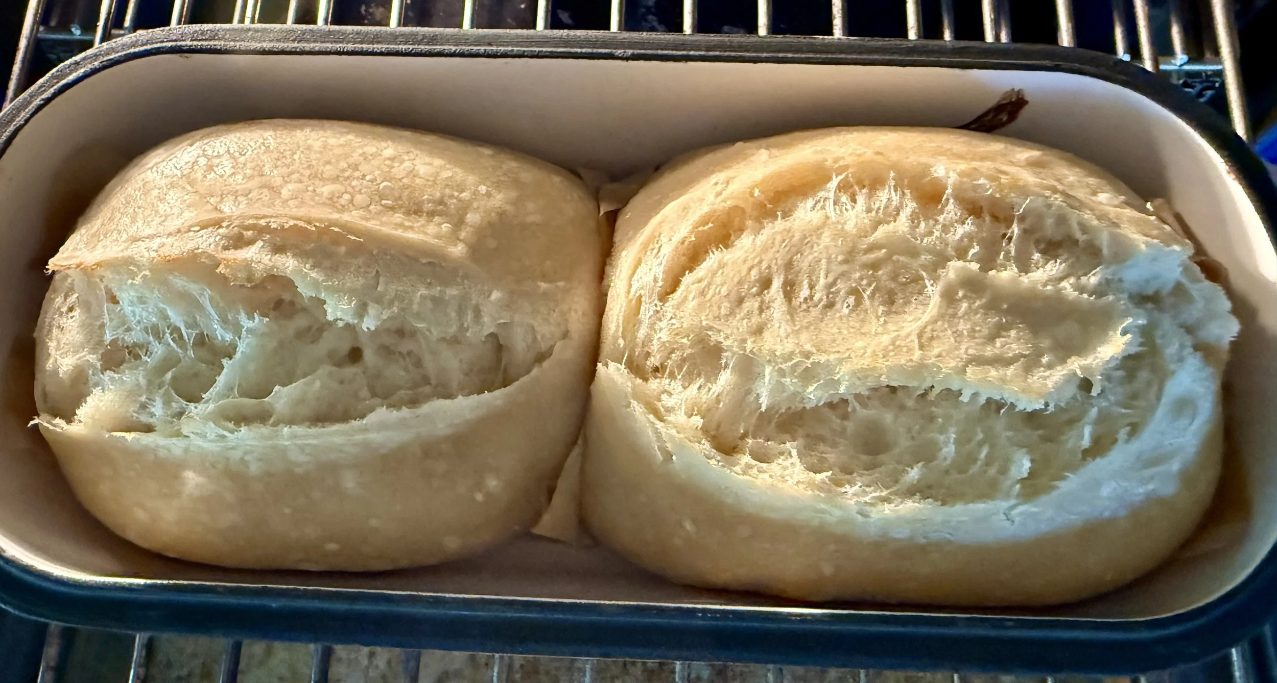 smallloaves.jpg