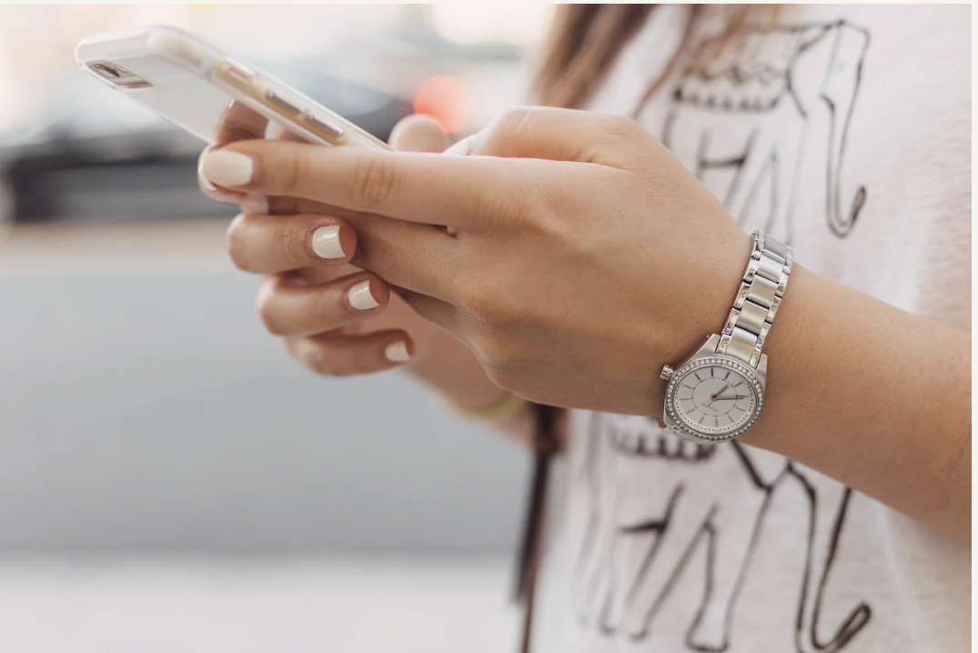 Why Is Texting So Hard When You’re Neurodivergent?