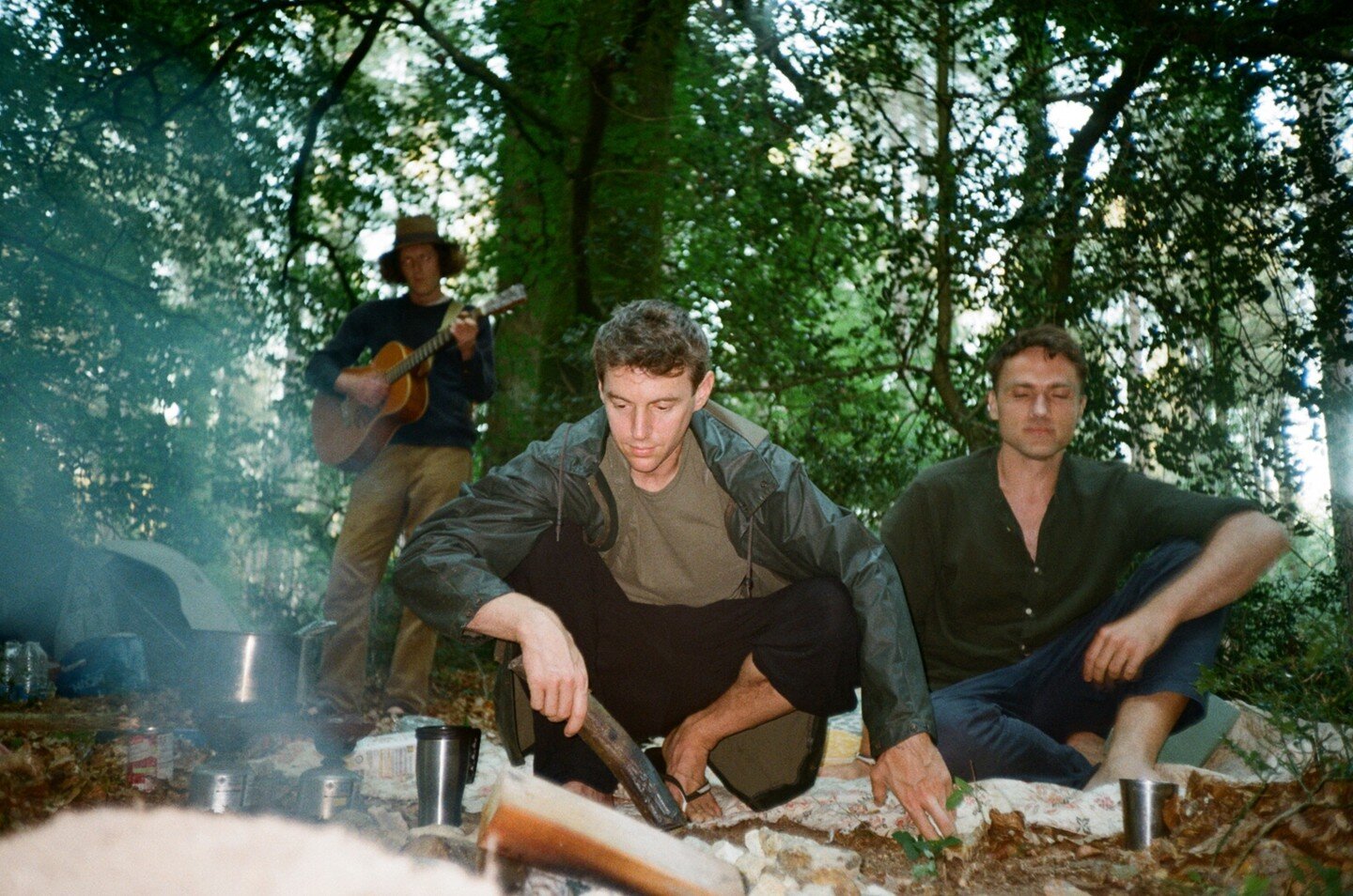 New Forest People.

Trees, horses, fire and blues. May '23.
(FujiFilm 200)

#bakedbeans #poachedeggs #tunafish #bluesguitar #horsesaddle