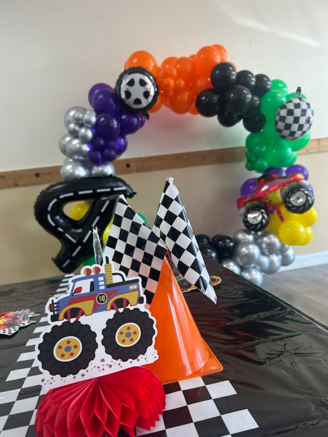 Balloon Arch on Ring