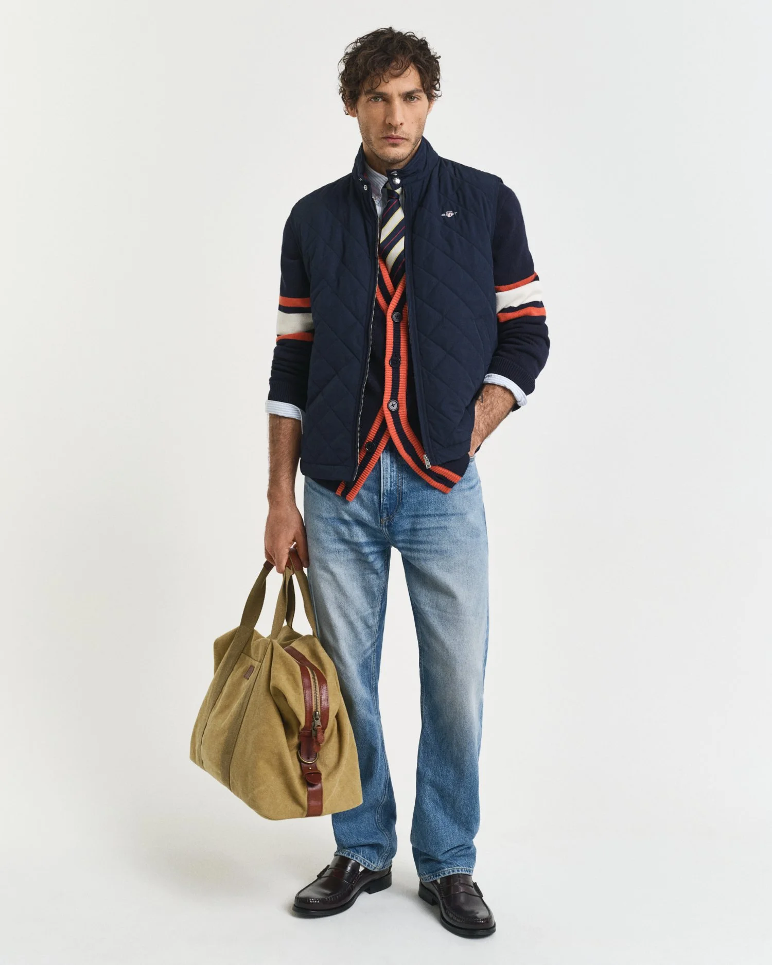 GANT_202501_433_7006341-433_6.jpg