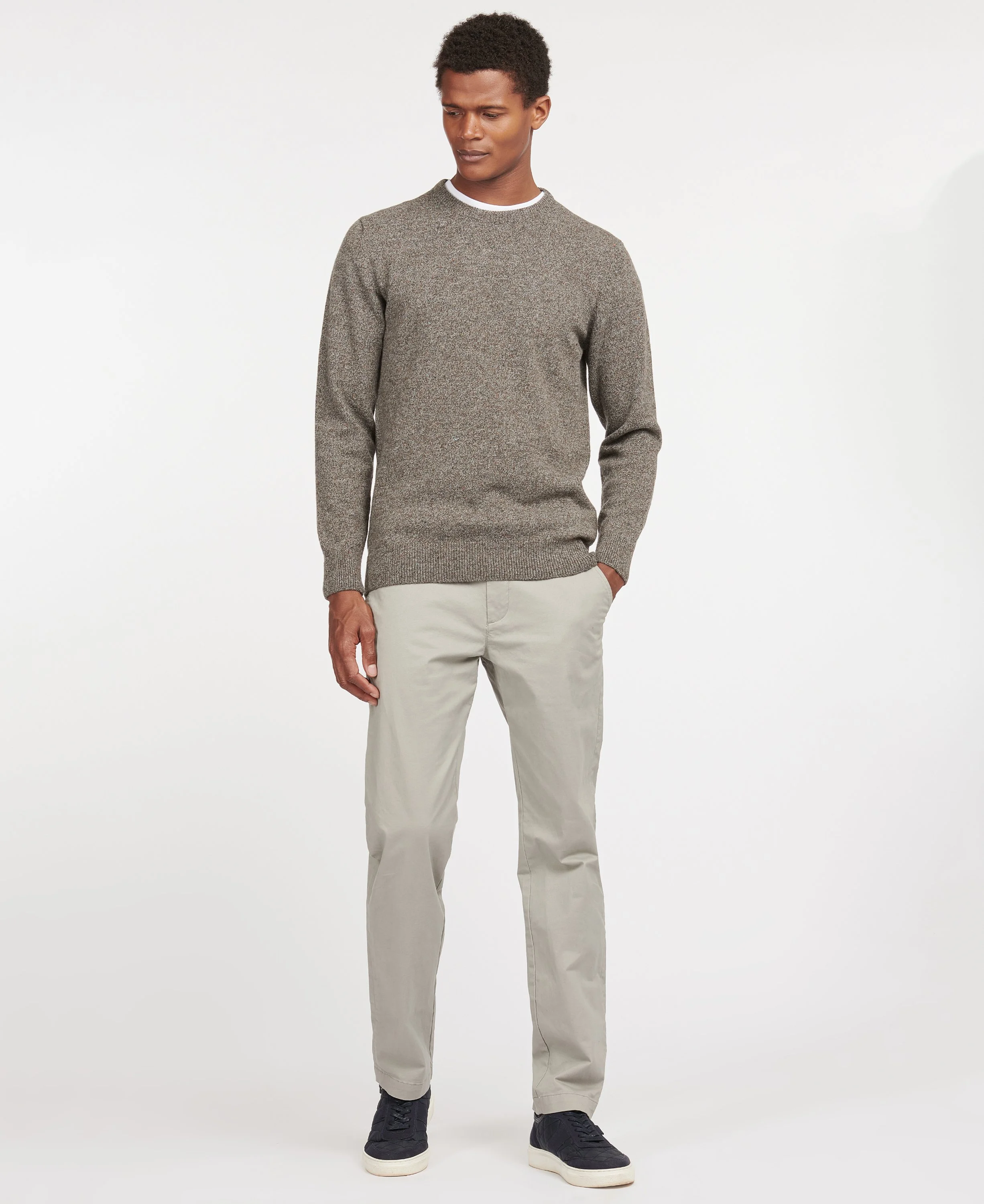 MKN0844GY78_03getthelook_model.jpg