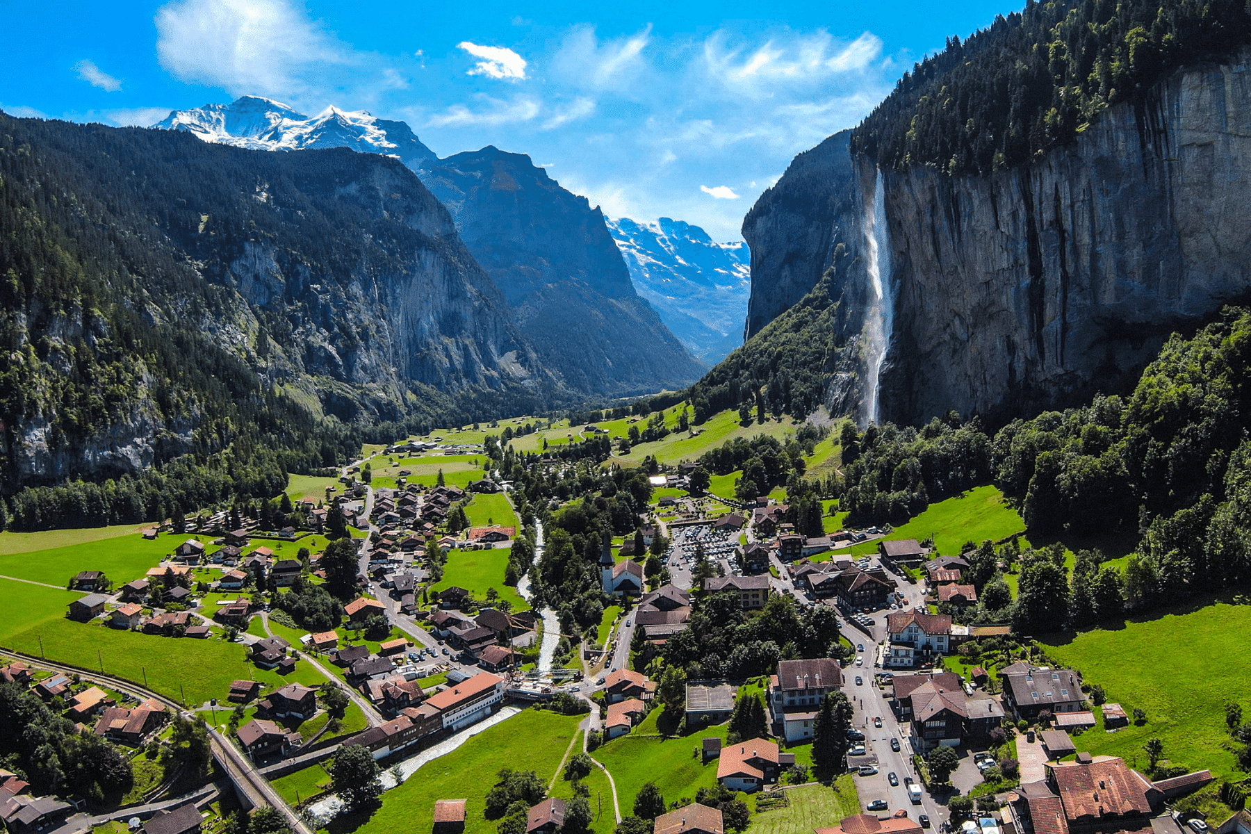 Lauterbrunnen_Your Curated Switzerland Collection.png