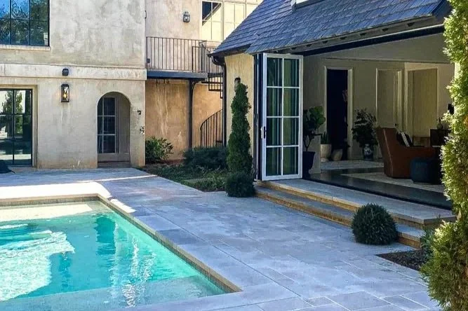 Grape Escape & Pool House | Peachtree Battle, Atlanta, Georgia