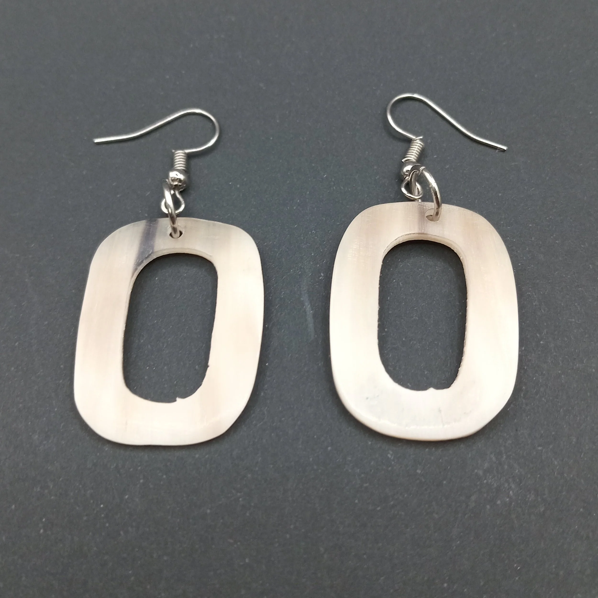Earrings B5 061-b.jpg