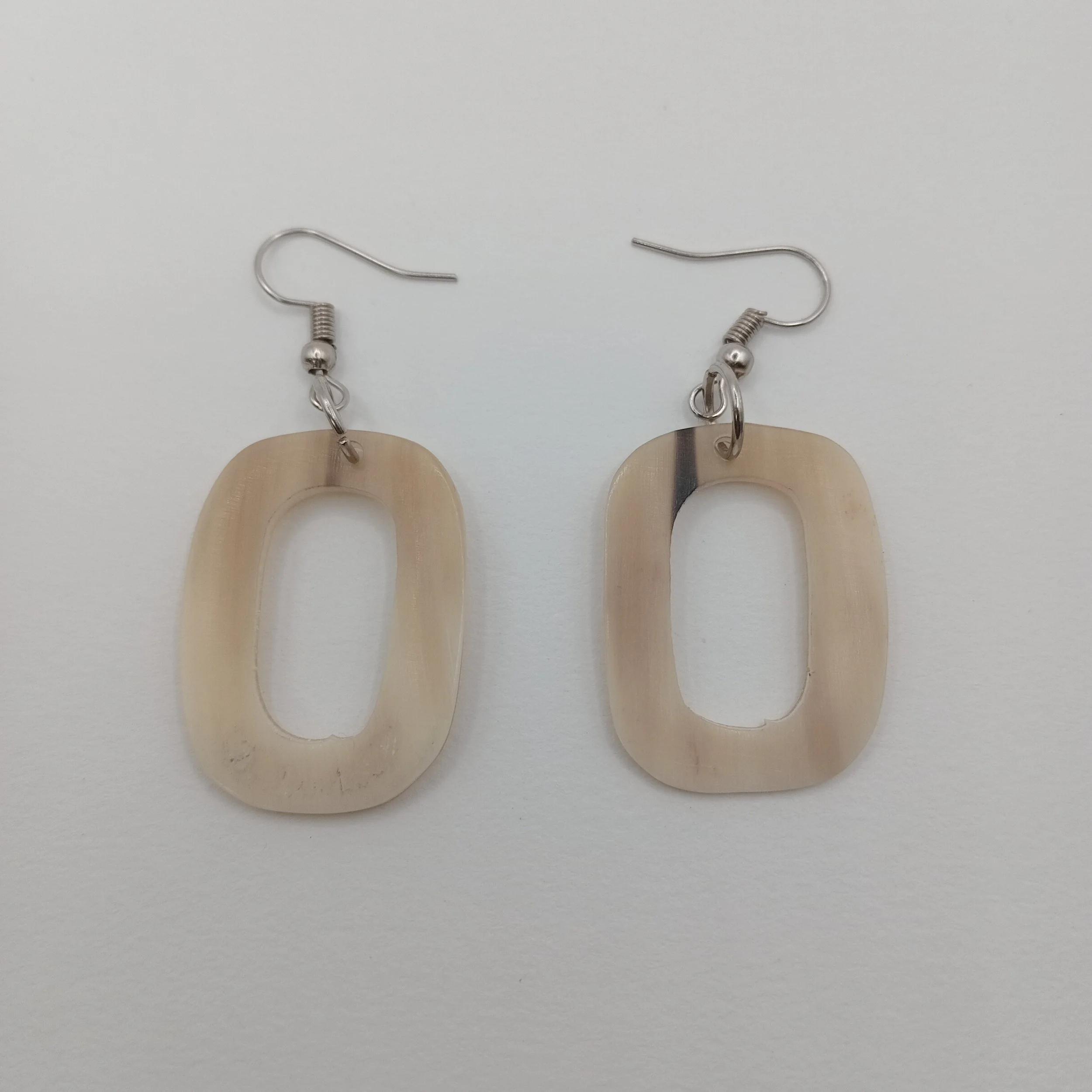 Earrings B5 061-e.jpg