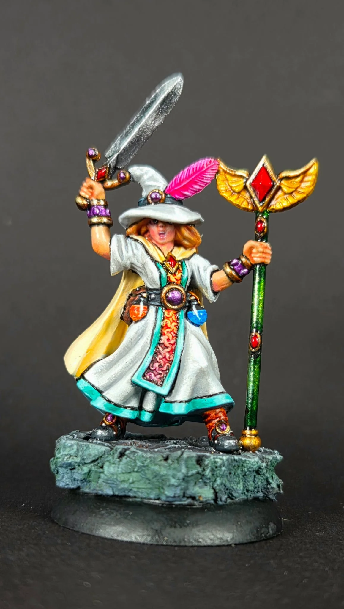 LUCERIA ARCANORA FEMALE HUMAN WIZARD