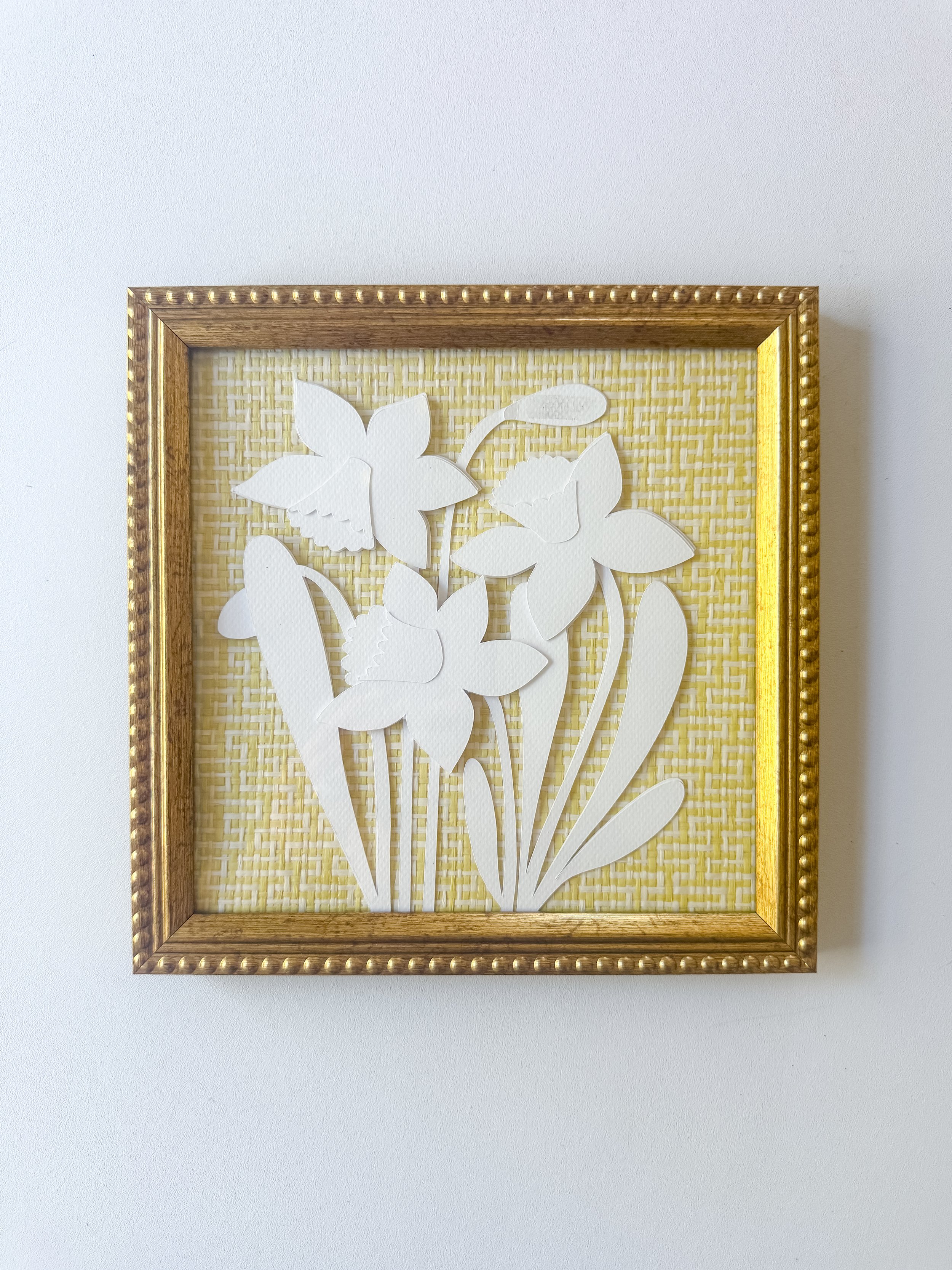 Yellow Grasscloth Daffodils