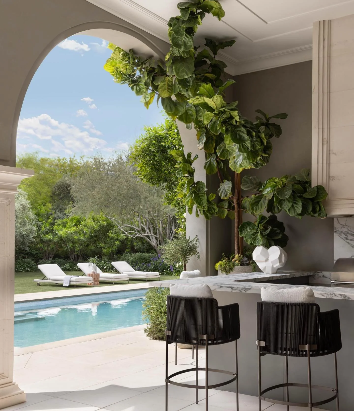 Give me a reason to leave&hellip; 💫

Build: @salcitocustomhomes 
Design: @salcitodesigngroup / @rebeccasalcito 
Photo: @lisaromerein 
Tech integration: @cybergroupscottsdale