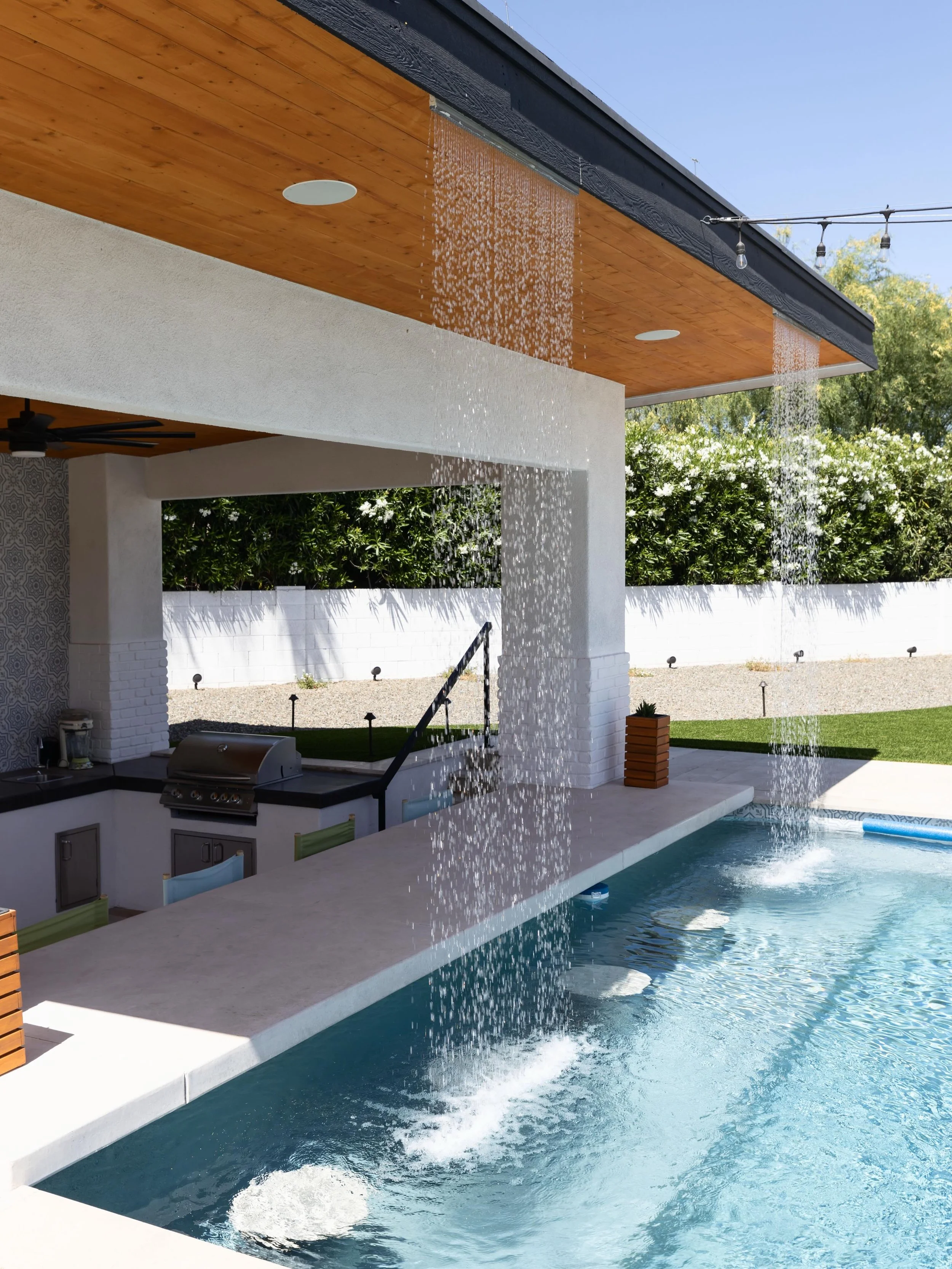 We&rsquo;re really good at giving you reasons to not leave home 😉

Our good friend @realestateinreallife knows how it&rsquo;s done and does great work finding you your very own I-never-want-to-leave-home 🌴☀️