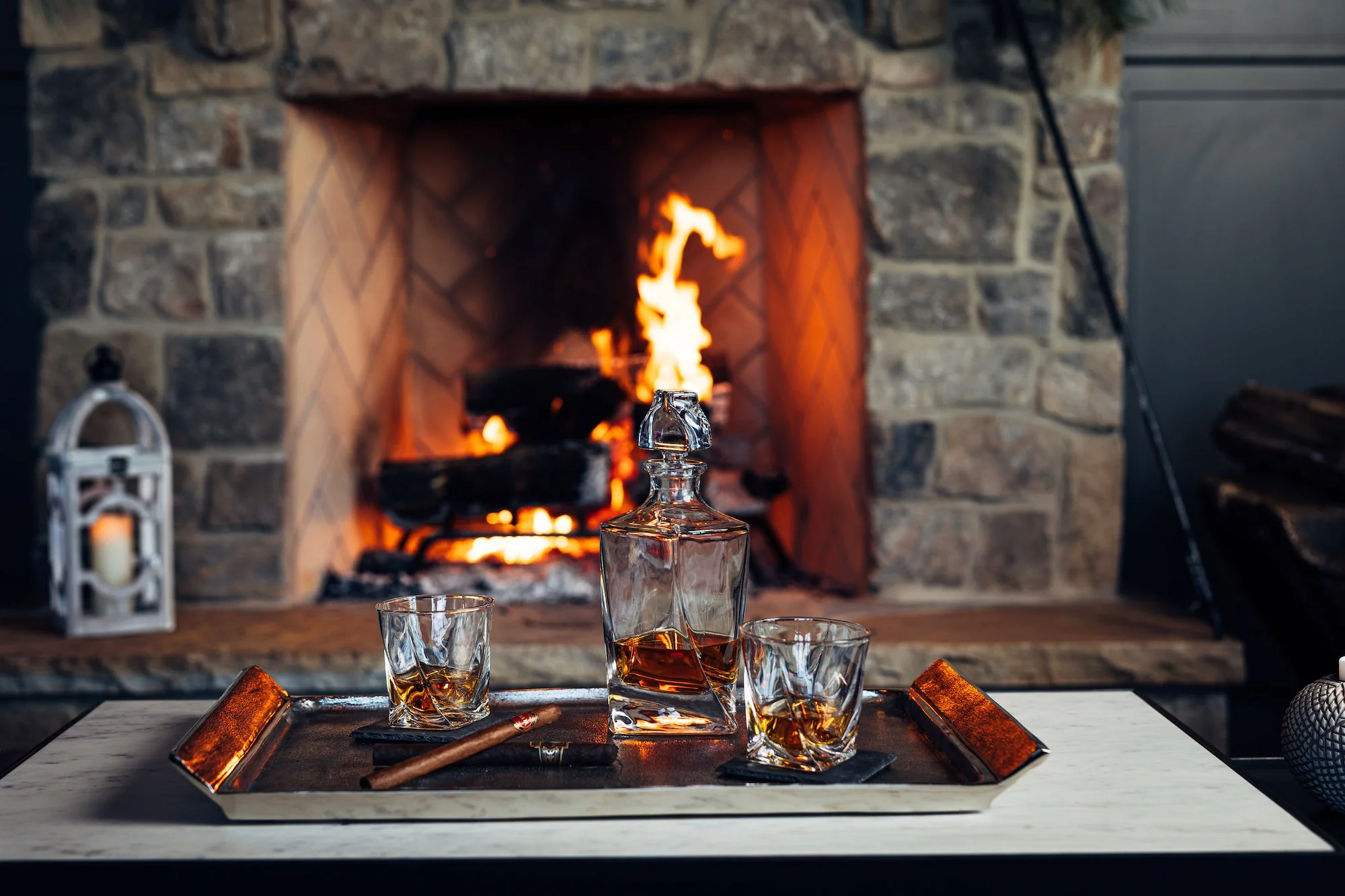 McLemore_Clubhouse_Members_Lounge_Bourbon-Cigar copy.jpg