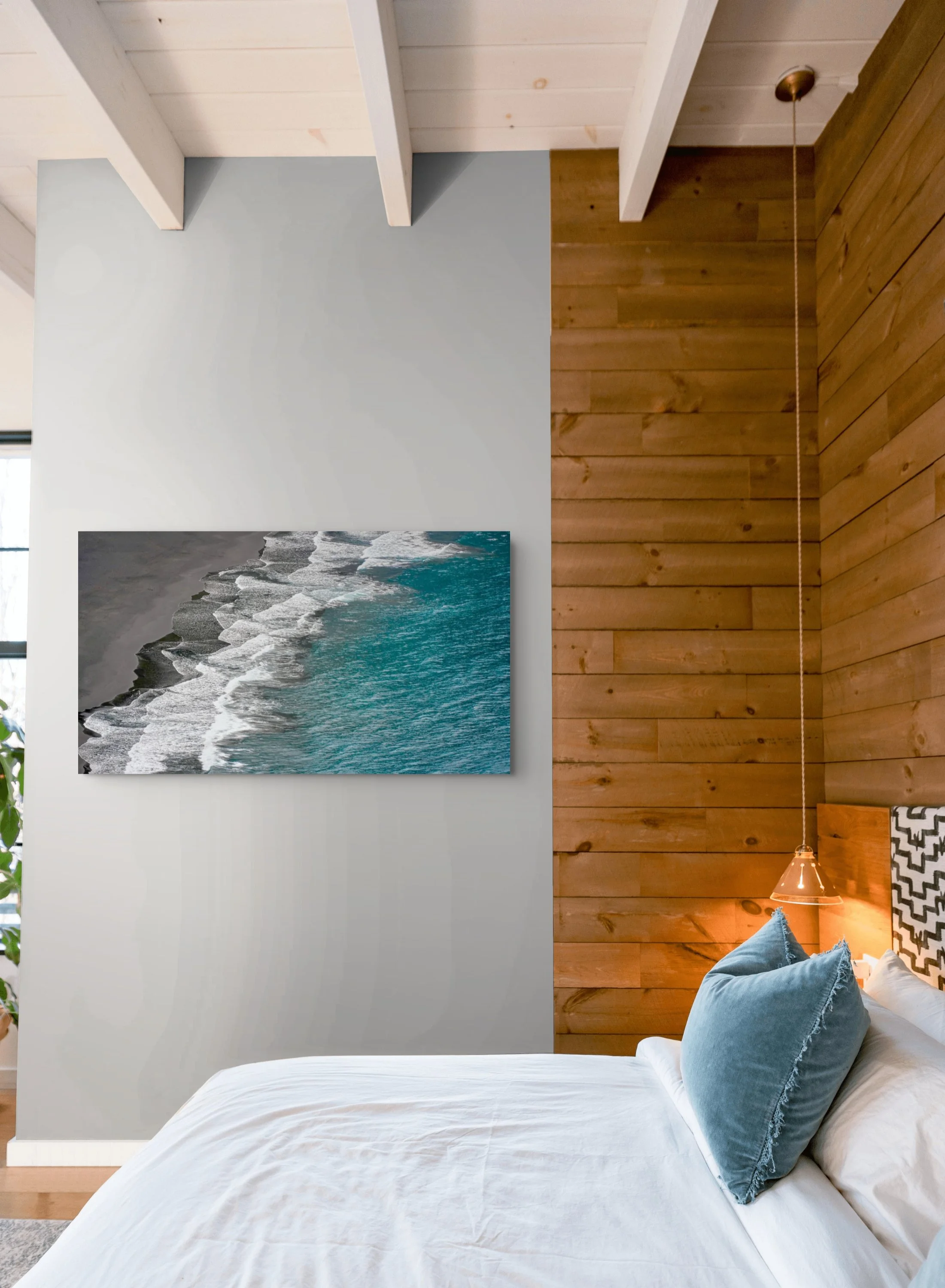 onyx shores, rustic bedroom-full.jpg