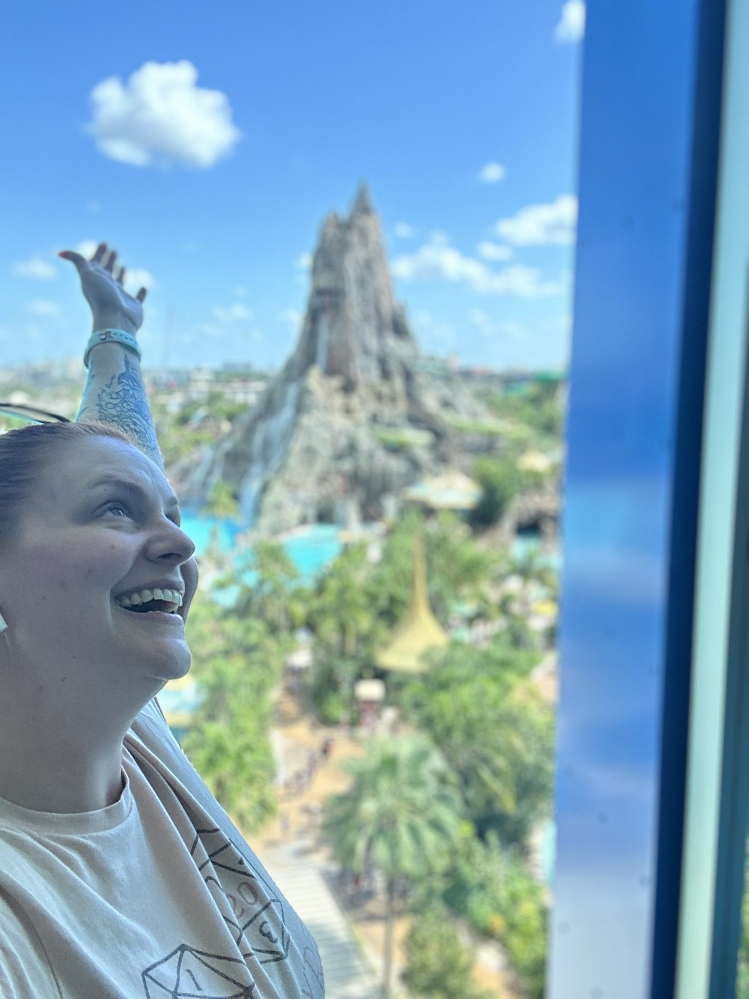 Theme Park Makeup &amp; Self-Expression: You Don’t Owe the World a Look