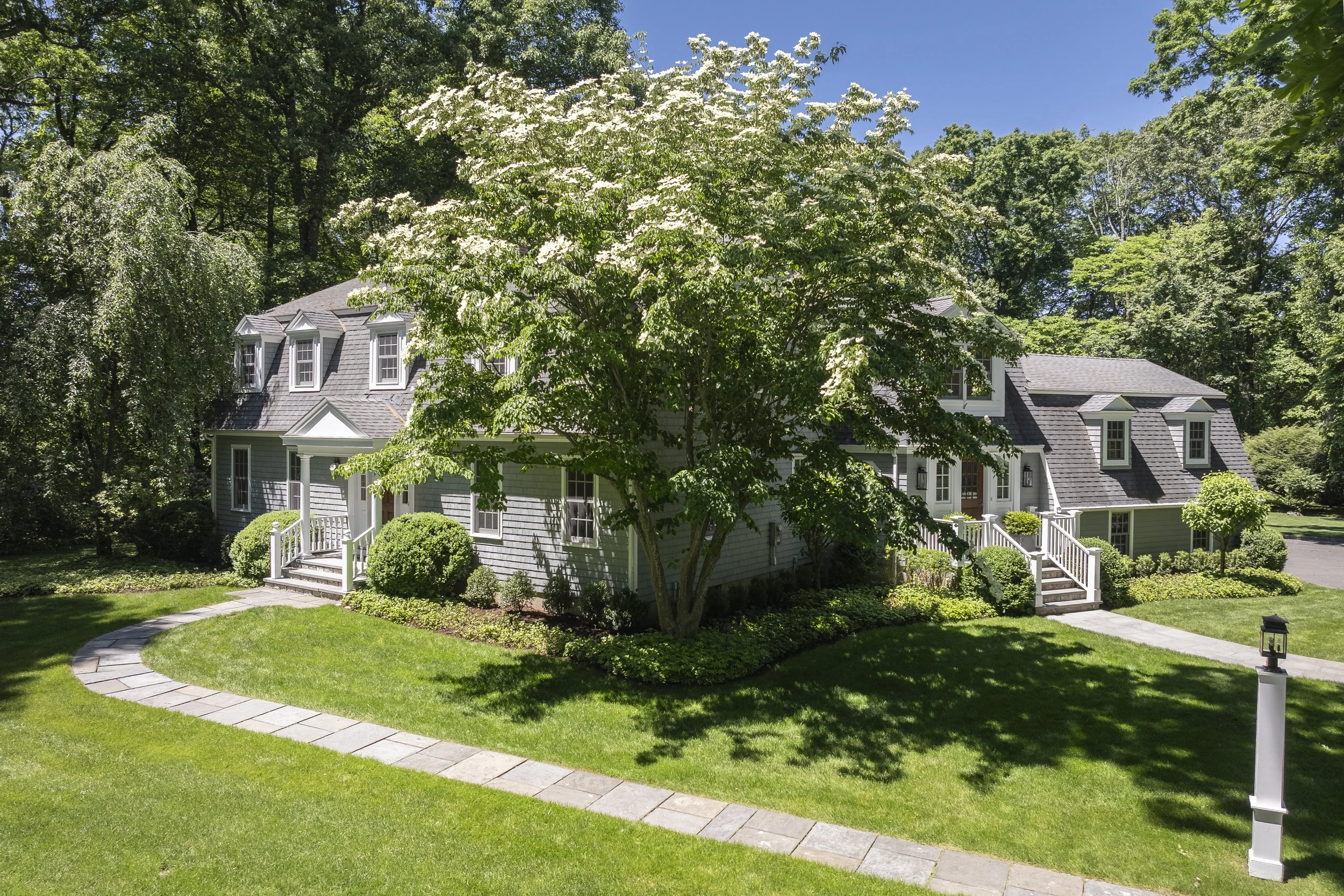9 Paddock Drive