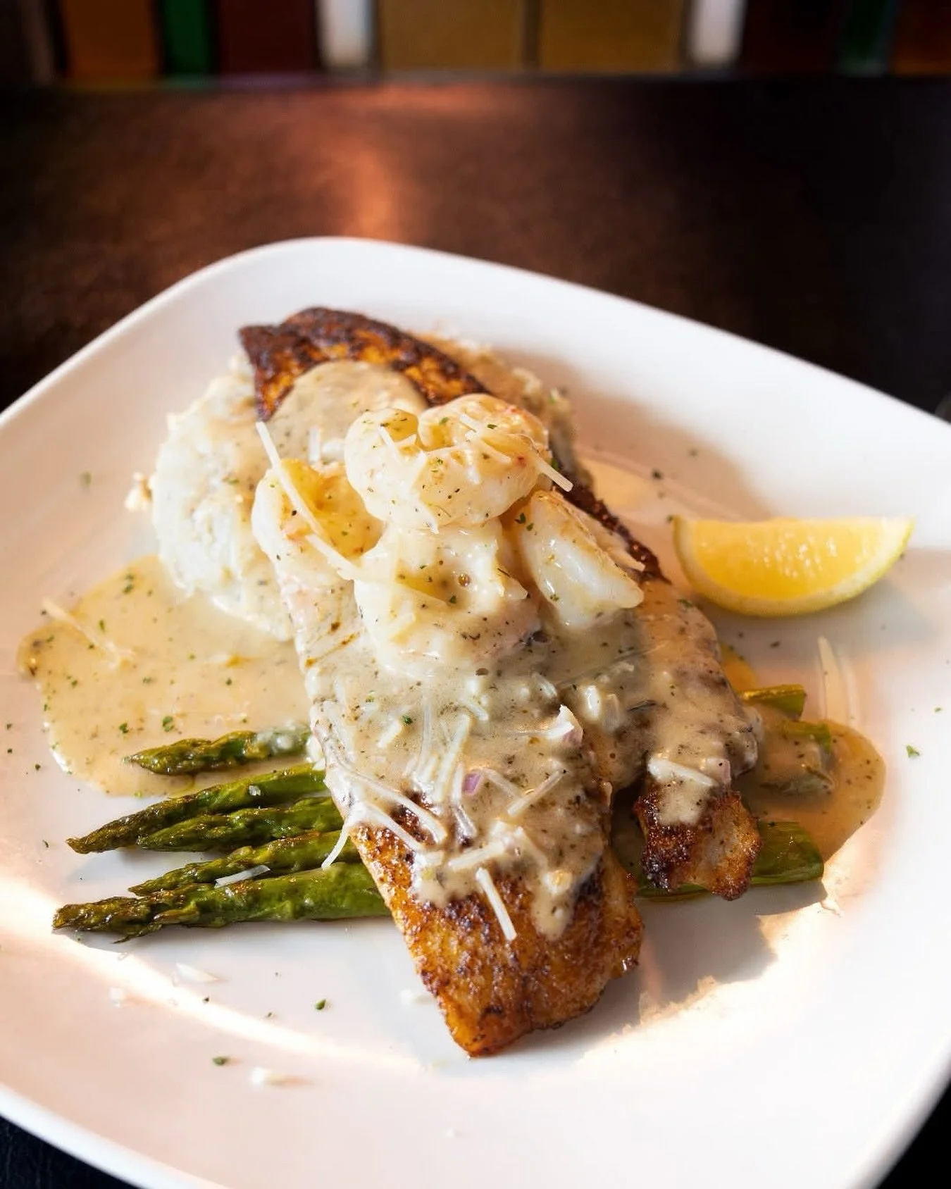 Describe your favorite Half Shell dish in the comments using ONLY emojis &mdash; see if we can guess what it is! 👀🦀🍤

#HalfShellOysterHouse #OurFallFavorites