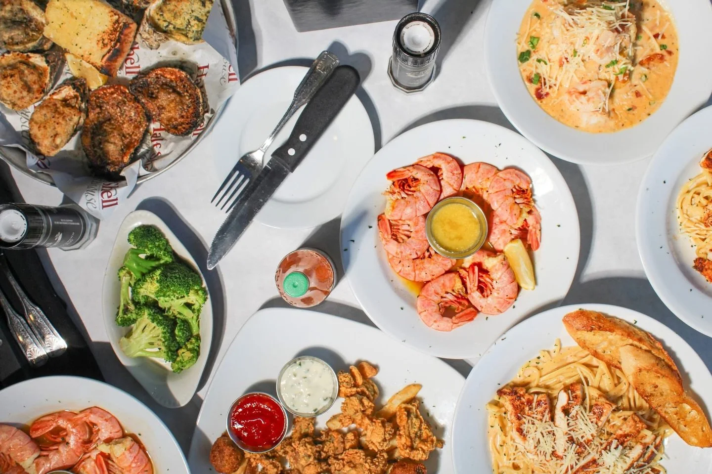One table. So many ways to dine. ❤️

With our new all-day menu and 𝐬𝐦𝐚𝐥𝐥 &amp; 𝐭𝐫𝐚𝐝𝐢𝐭𝐢𝐨𝐧𝐚𝐥 𝐩𝐨𝐫𝐭𝐢𝐨𝐧𝐬, your favorites fit any plan.

👉 Check out our new all-day menu at halfshelloysterhouse.com/everyday