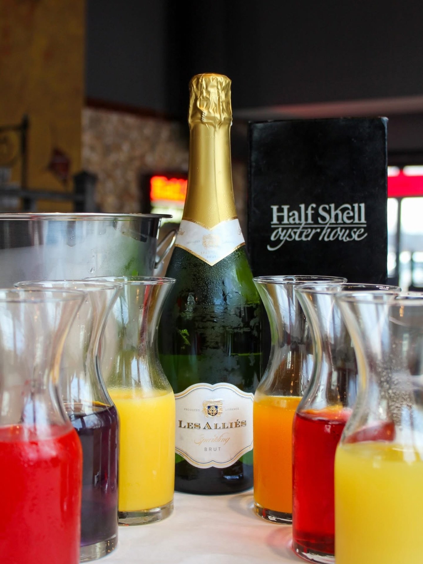 Build 👏 your 👏 own 👏 mimosas!!!

Brunch at Half Shell just got a whole lot more fun 🍾 Bottle of champagne + pick ANY 3 juices&mdash;orange, pineapple, watermelon, mango, cranberry, or lavender&mdash;and pour it exactly how you like it! 

See you 