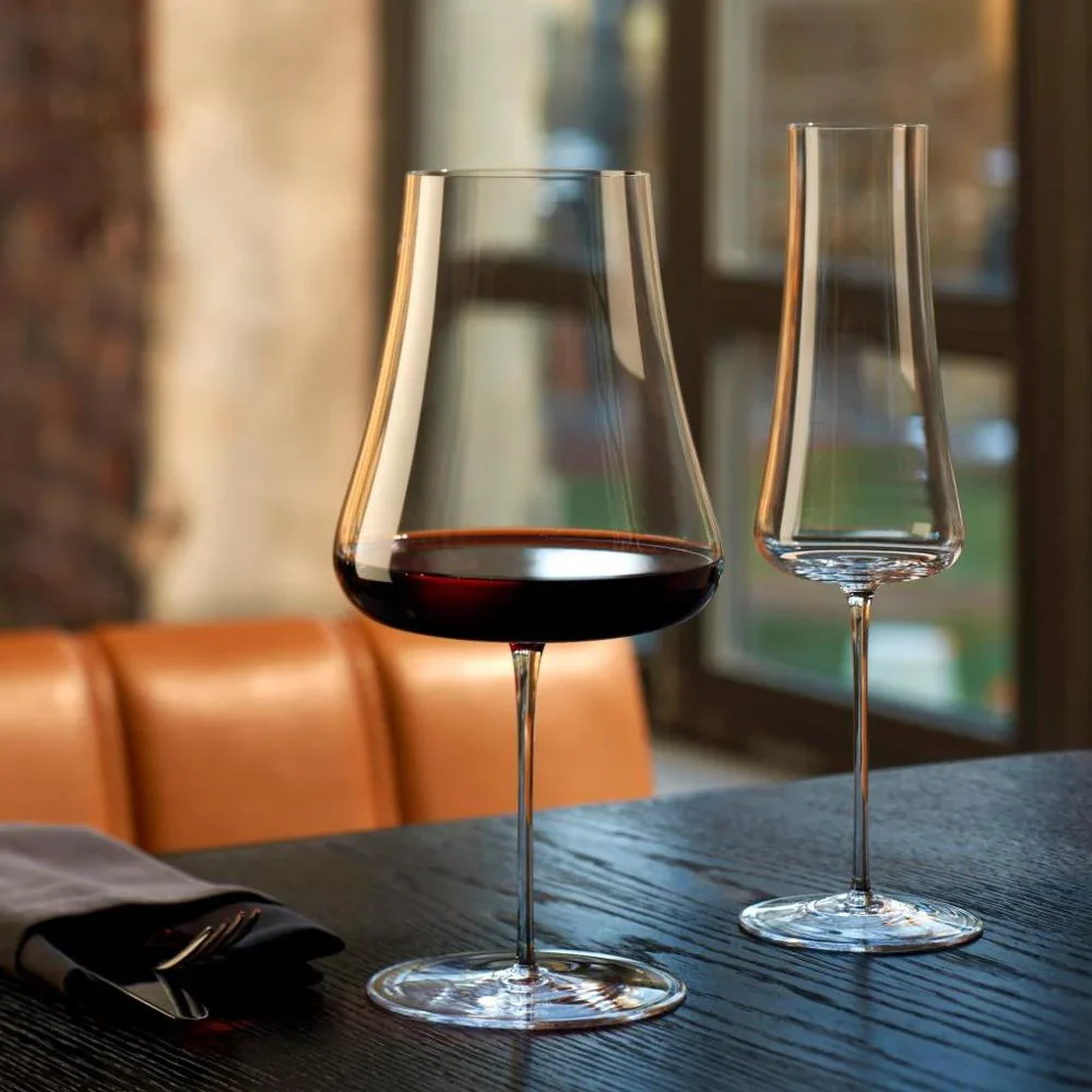 Why People Are Drawn to Wine Glasses That Feel Almost… Dangerous