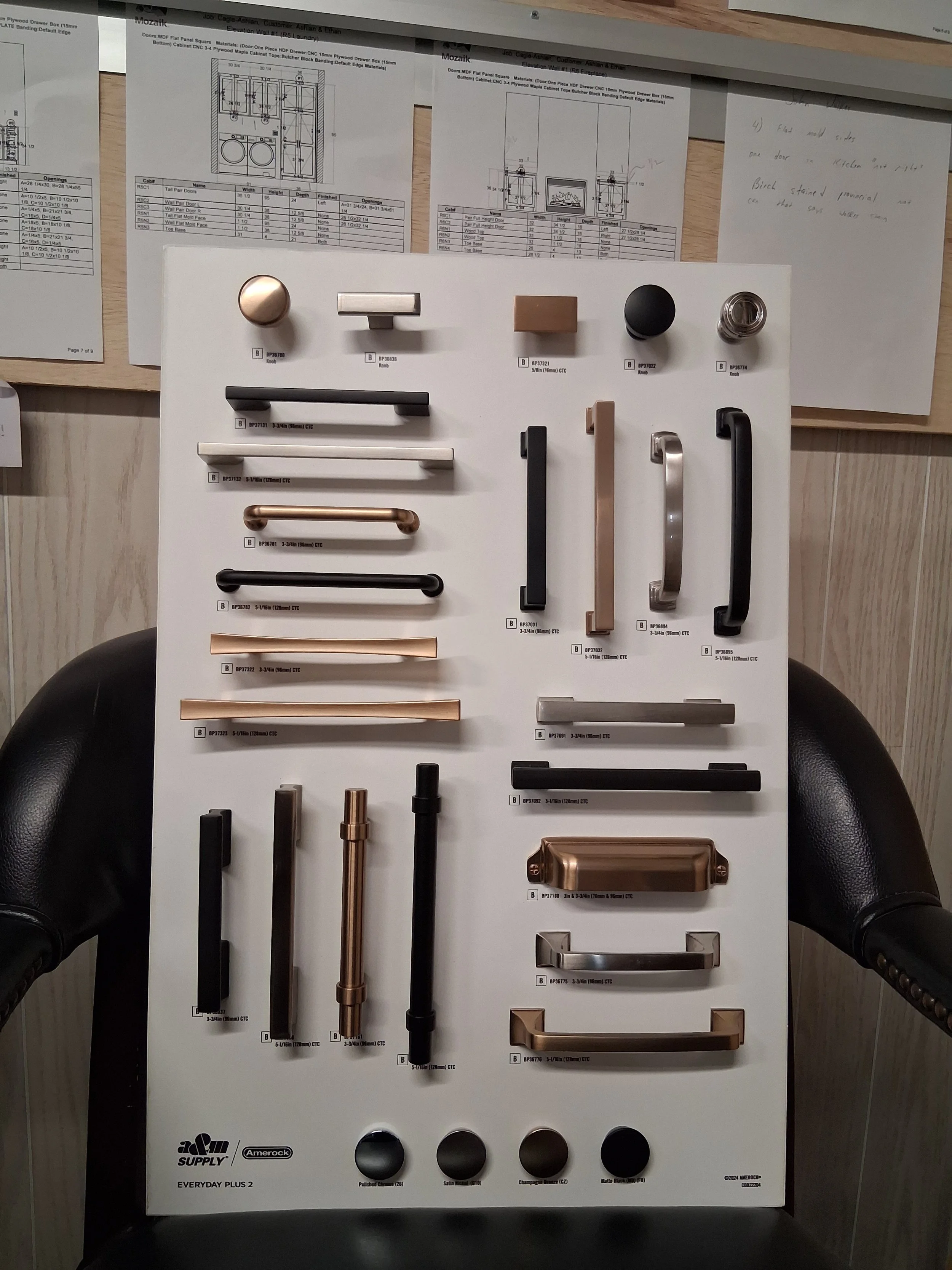 D - Knobs and Handles