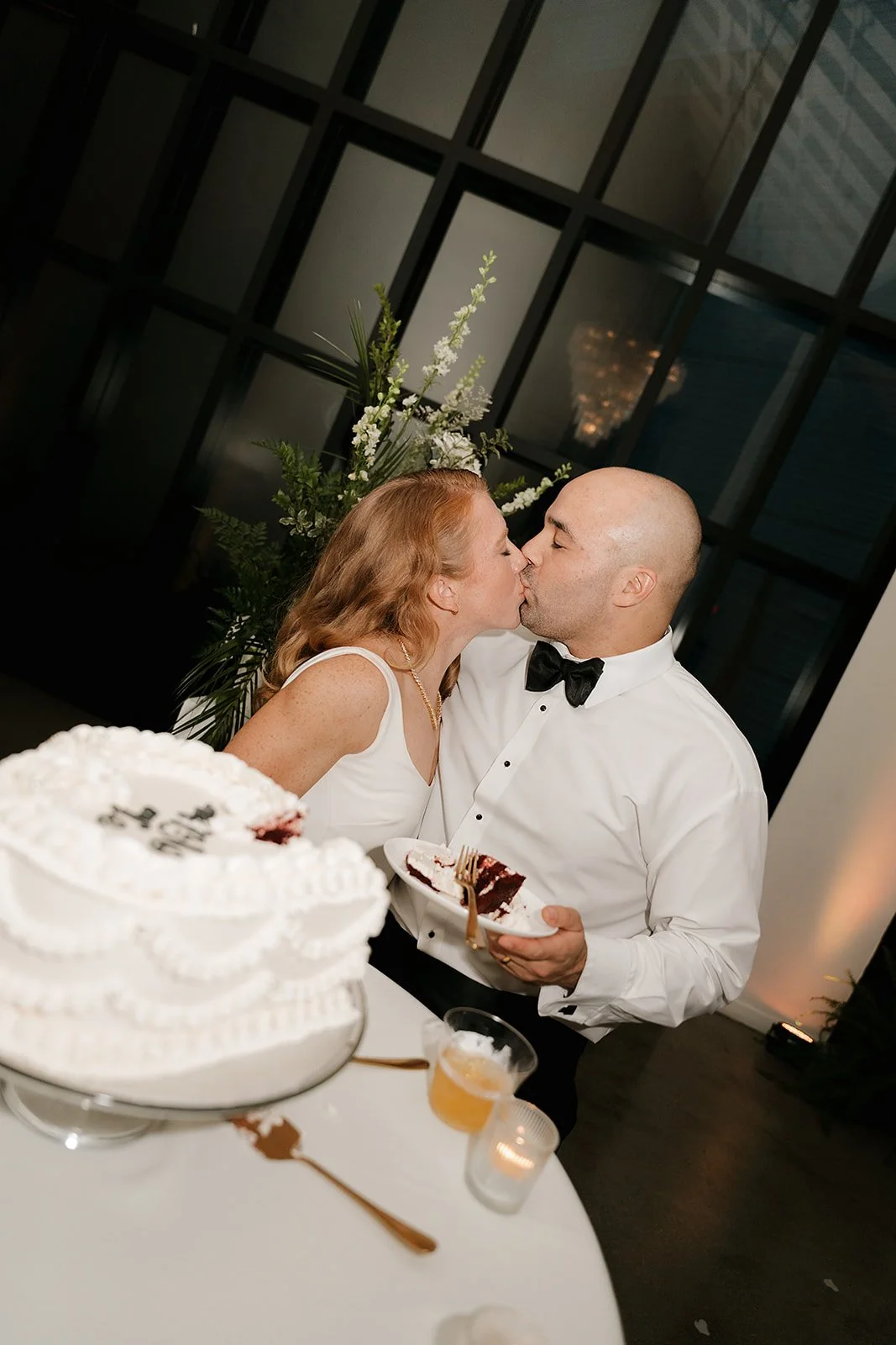 Urban Palms Wedding Venue, Bride and groom cut cake, candid documentary lifestyle, Los Angeles