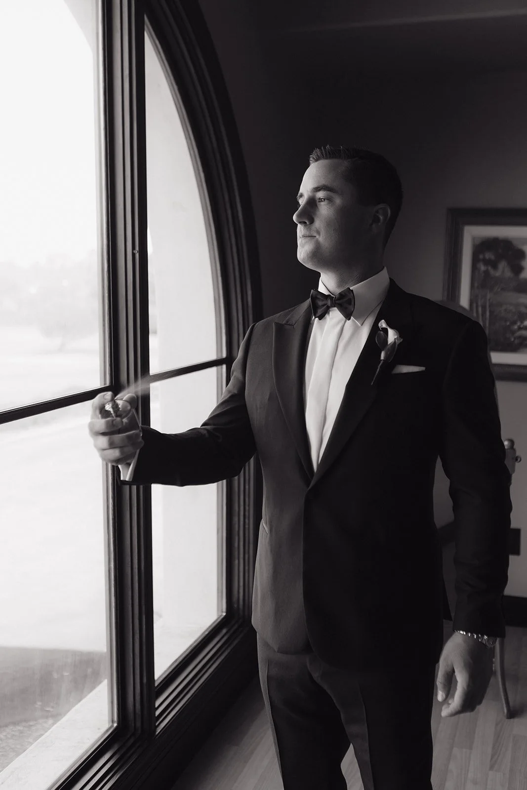 Groom Getting Ready Portraits, candid documentary lifestyle, Palos Verdes Golf Club Wedding, Los Angeles
