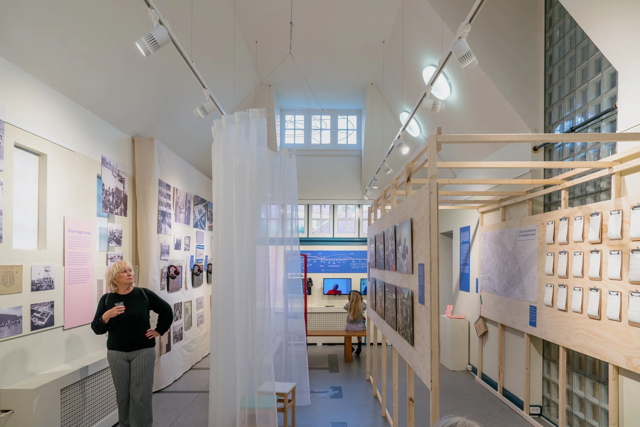 “Zorgen doen we samen” tentoonstelling in Museum Amsterdam Noord